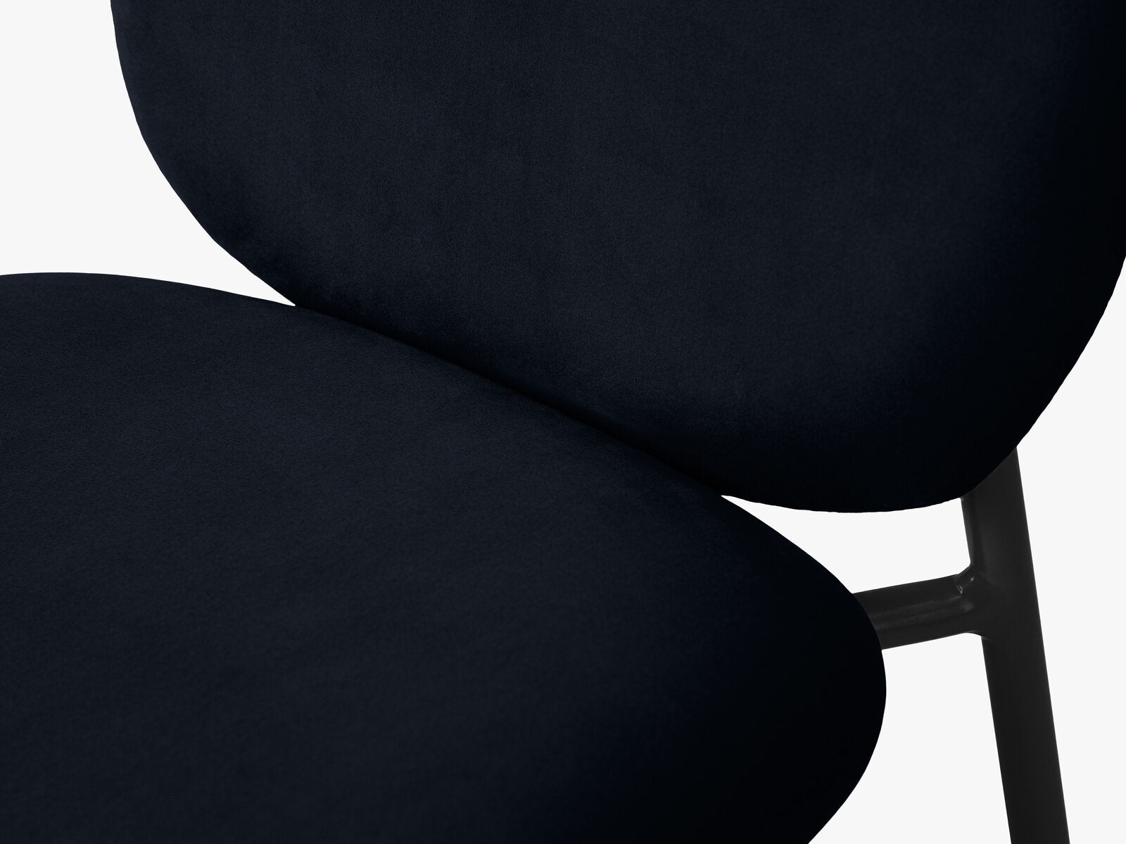 Micadoni Stuhl Caroline Samt Magic Velvet Schwarz Metall Schwarz