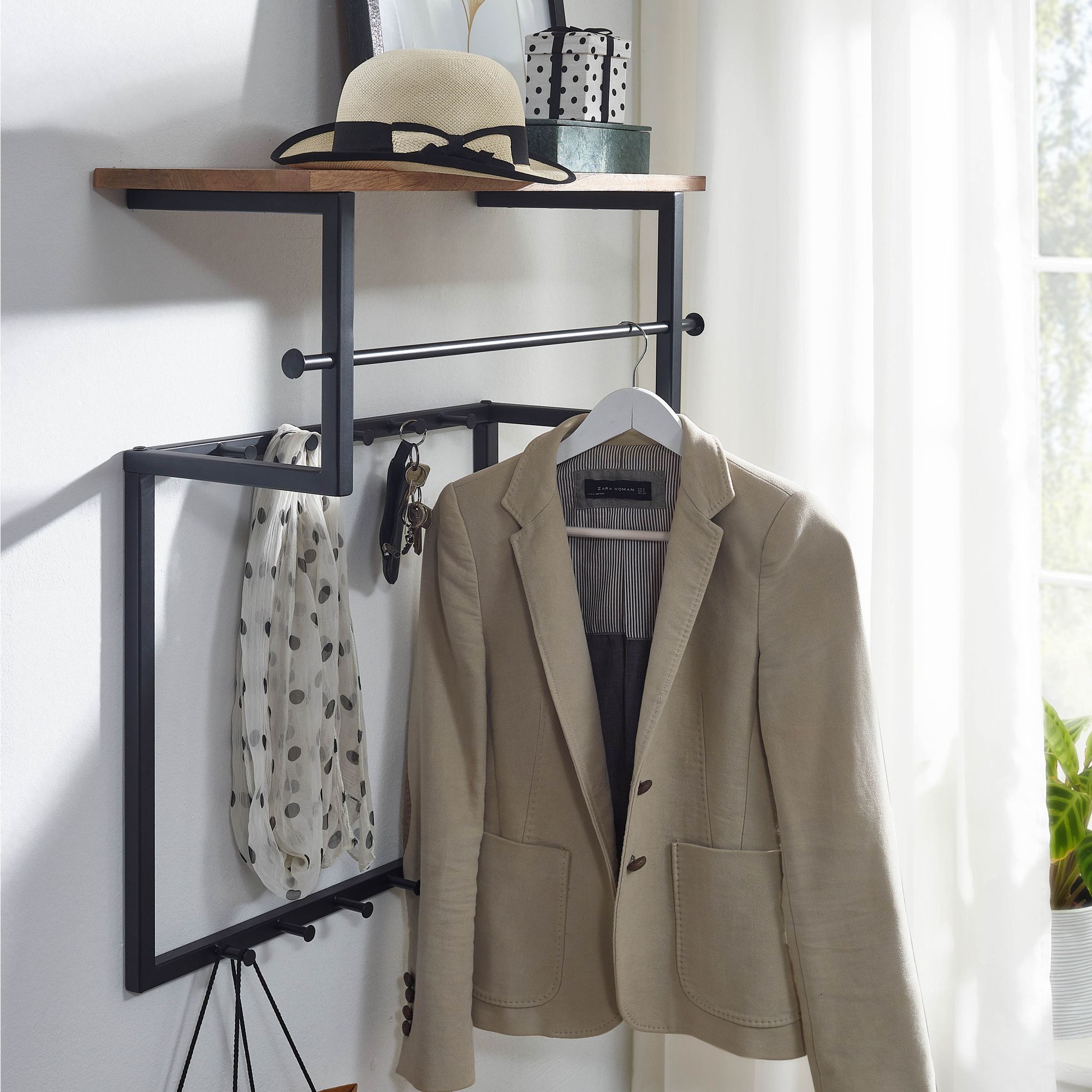 Wandgarderobe Tananger Massivholz Schwarz 60 × 26 × 76 cm