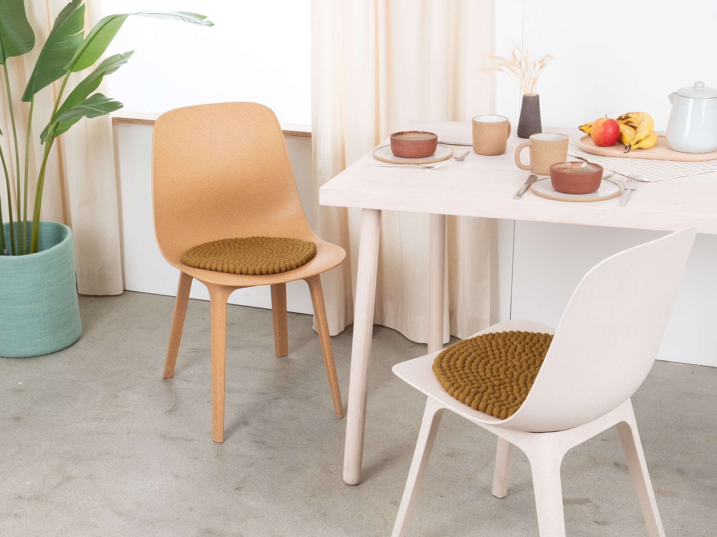 myfelt Omar Filzkugel-Sitzauflage Karamell Ø 36 cm