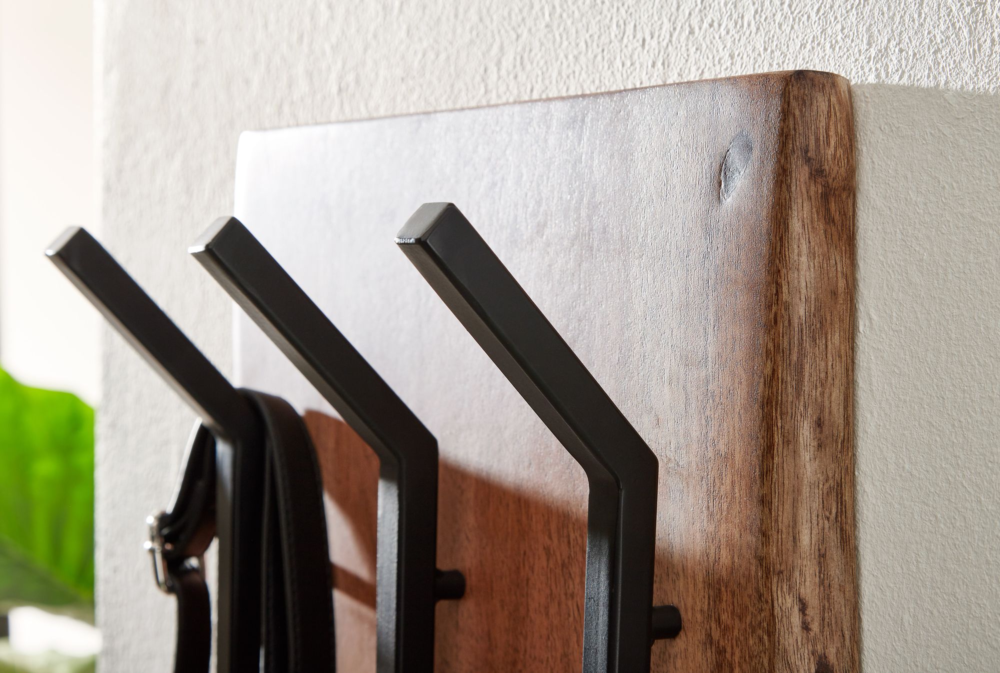 Wandgarderobe Arnarstapi Akazie Massivholz Braun 35,5 × 11 × 100 cm