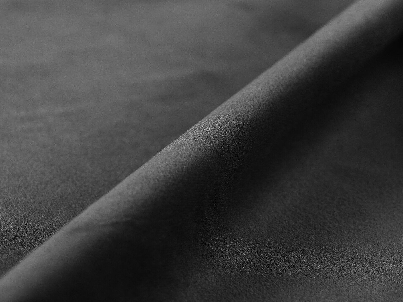 Micadoni Panorama Ecksofa Jennifer 7-Sitzer Rechts Samt Venus Grau
