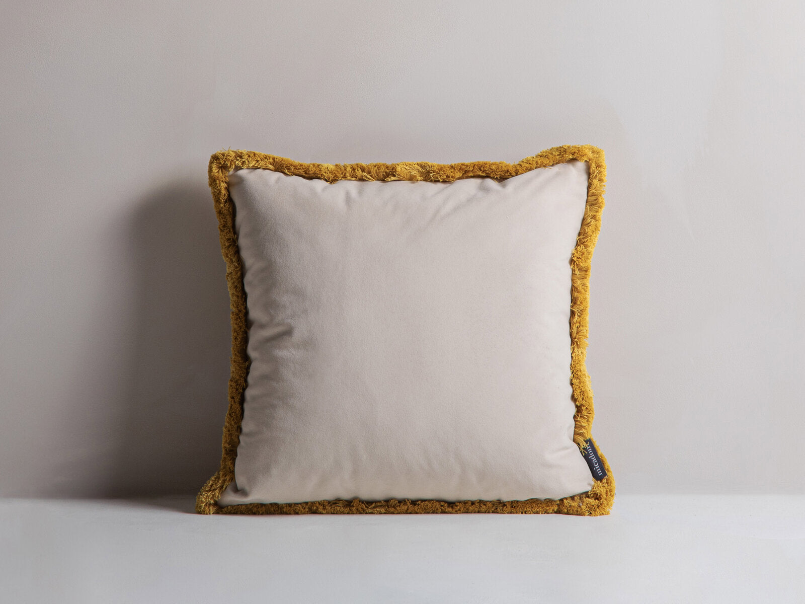 Micadoni Kissen Hippy Samt Dunkelbeige