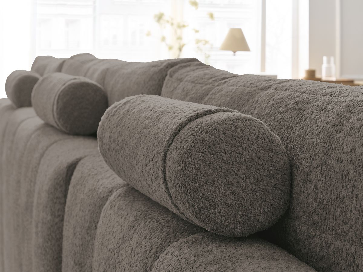 Bobochic Anakin Wohnlandschaft, Liegefläche 137 × 382 cm, 3 Kissen Bouclé-Stoff Braun