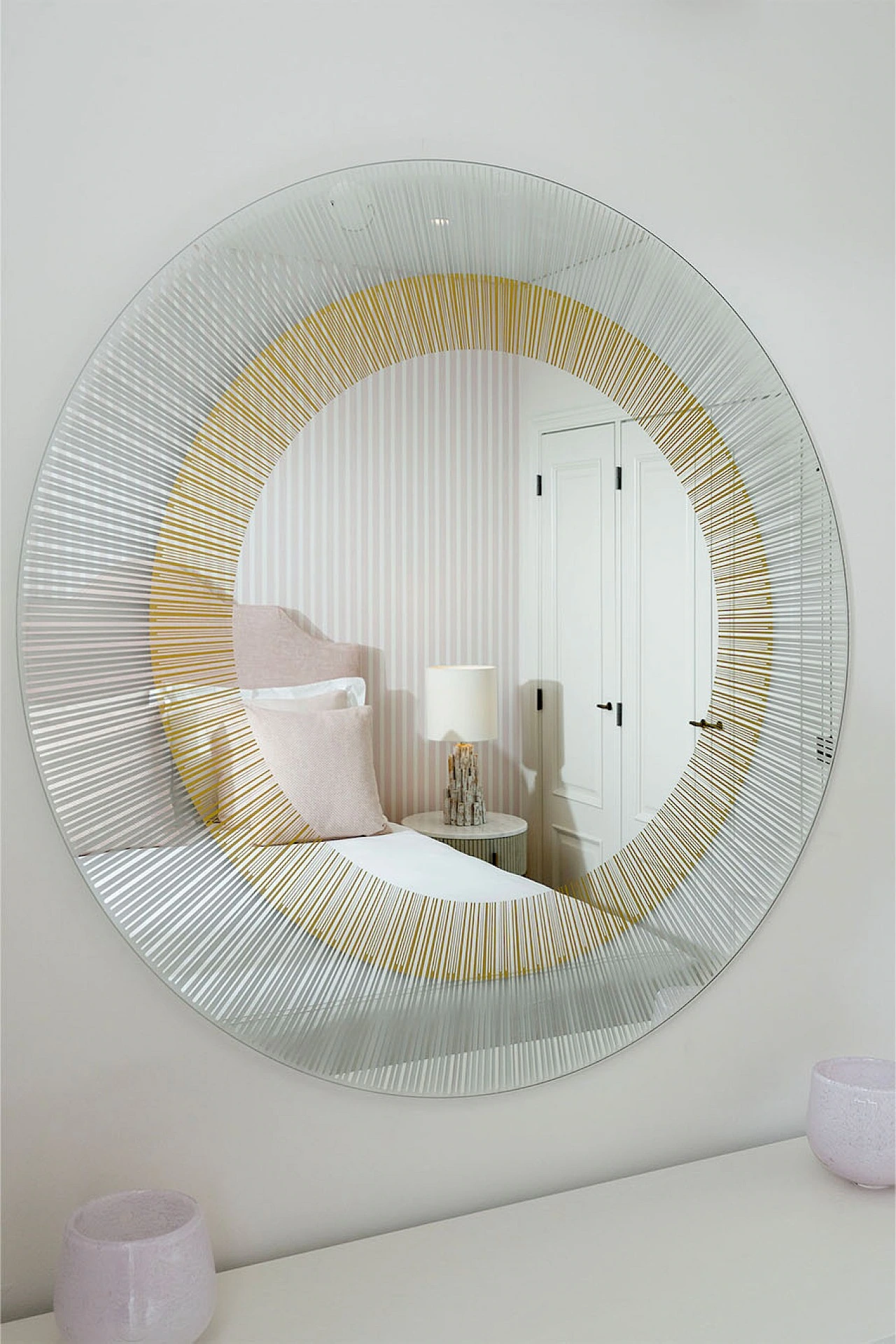 deKnudt Yoko Bronze – Raumansicht 5