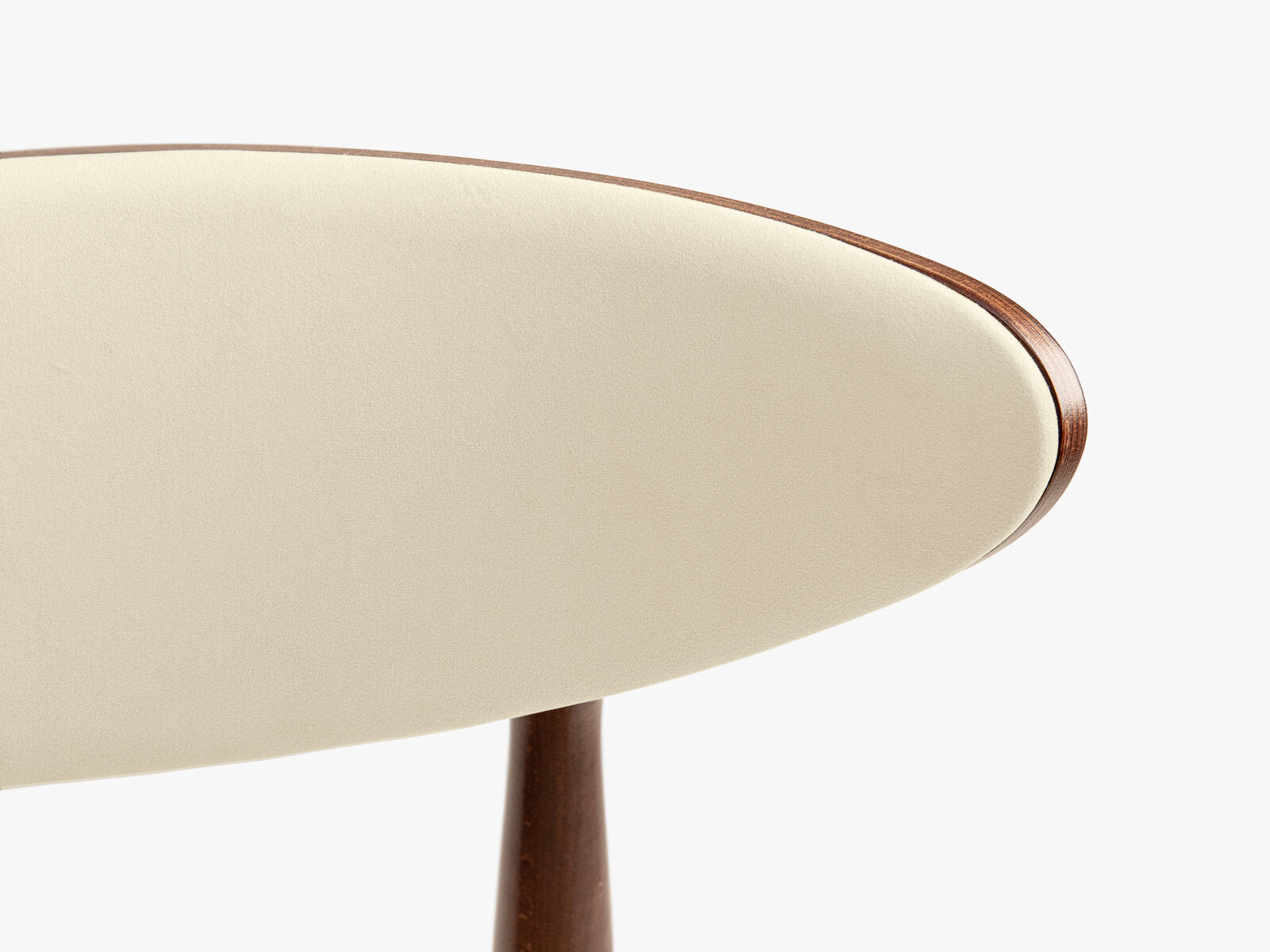 Micadoni Stuhl Rina Samt Magic Velvet Elfenbein Nussbaum