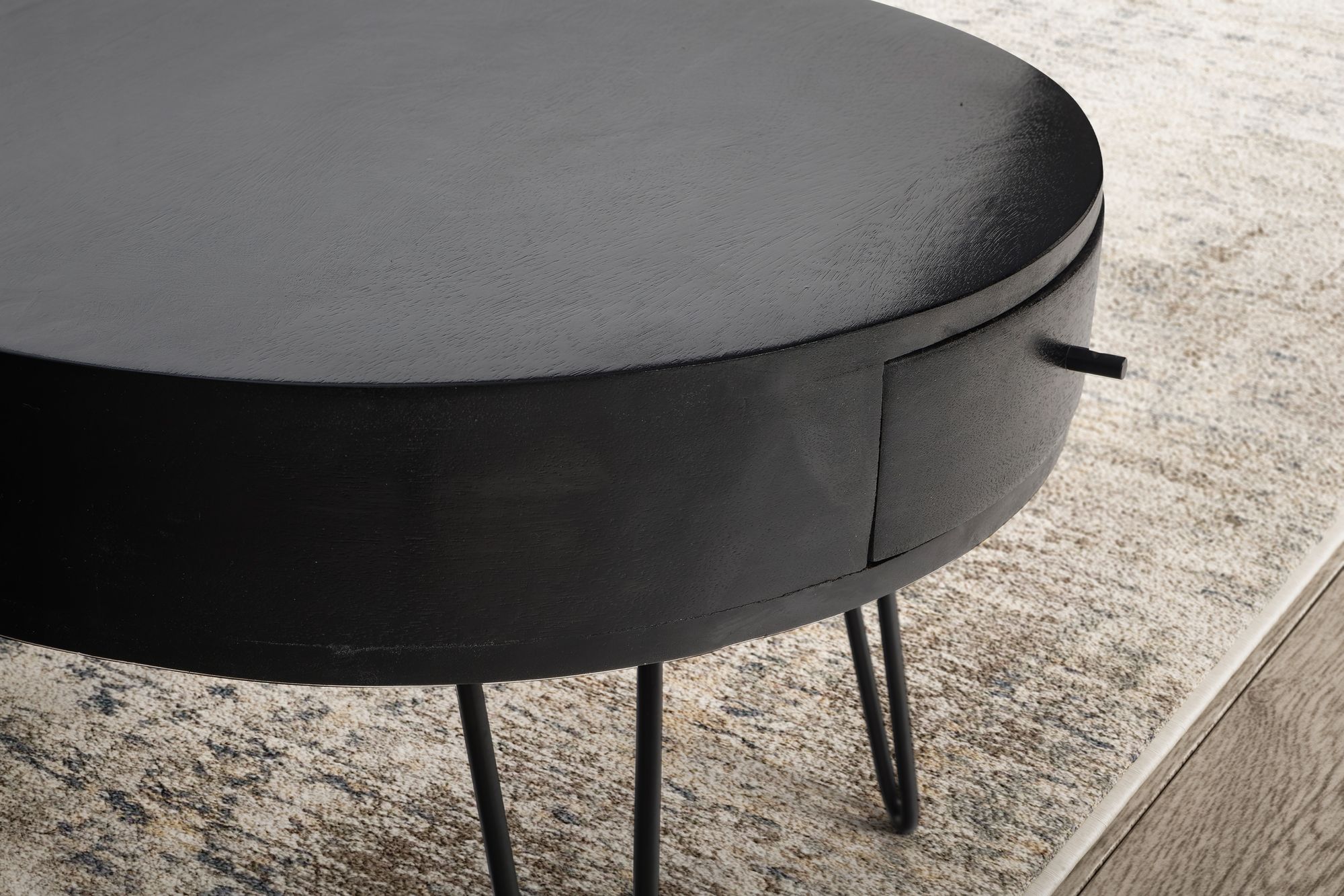 Couchtisch Eggkleiva Mango Massivholz Schwarz Ø 60 cm