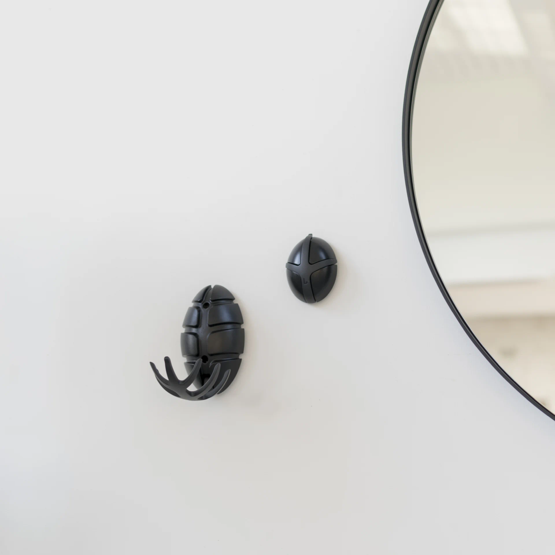 Spinder Design Wandgarderobe Bug Schwarz