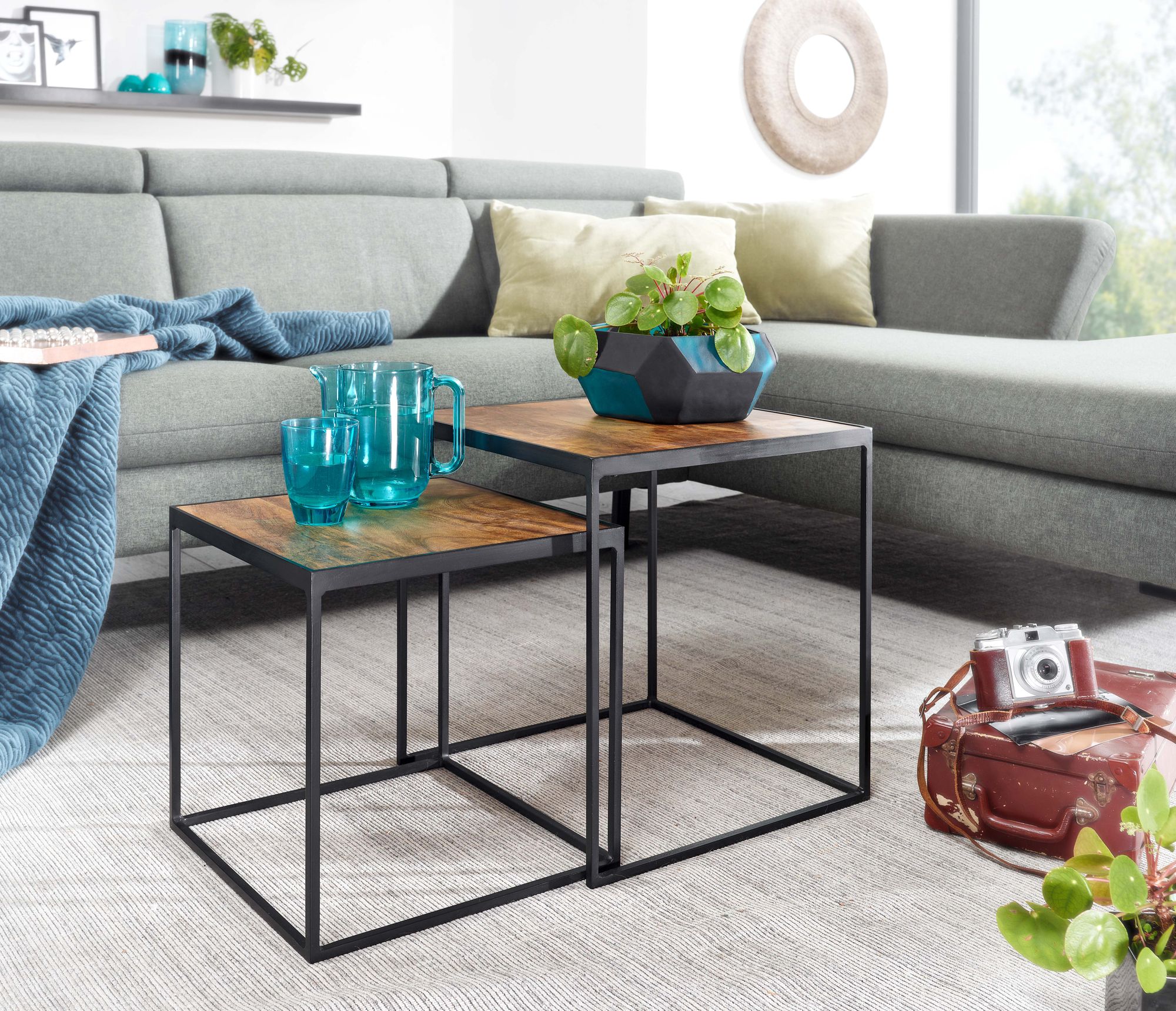 Satztisch 2er-Set Svinafell Mango Massivholz 40 × 40 × 44 cm