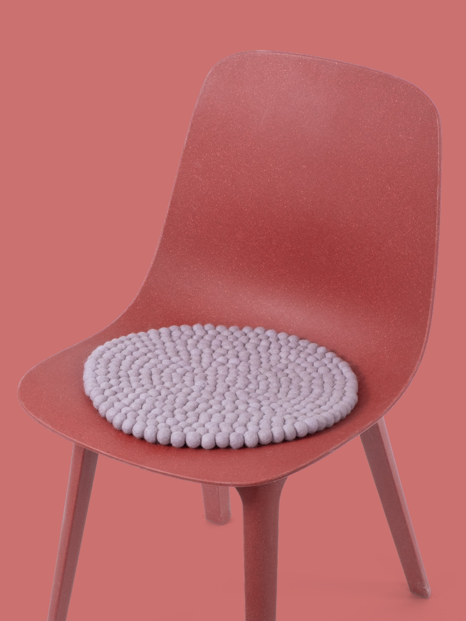 myfelt Marla Filzkugel-Sitzauflage Hellviolett Ø 36 cm