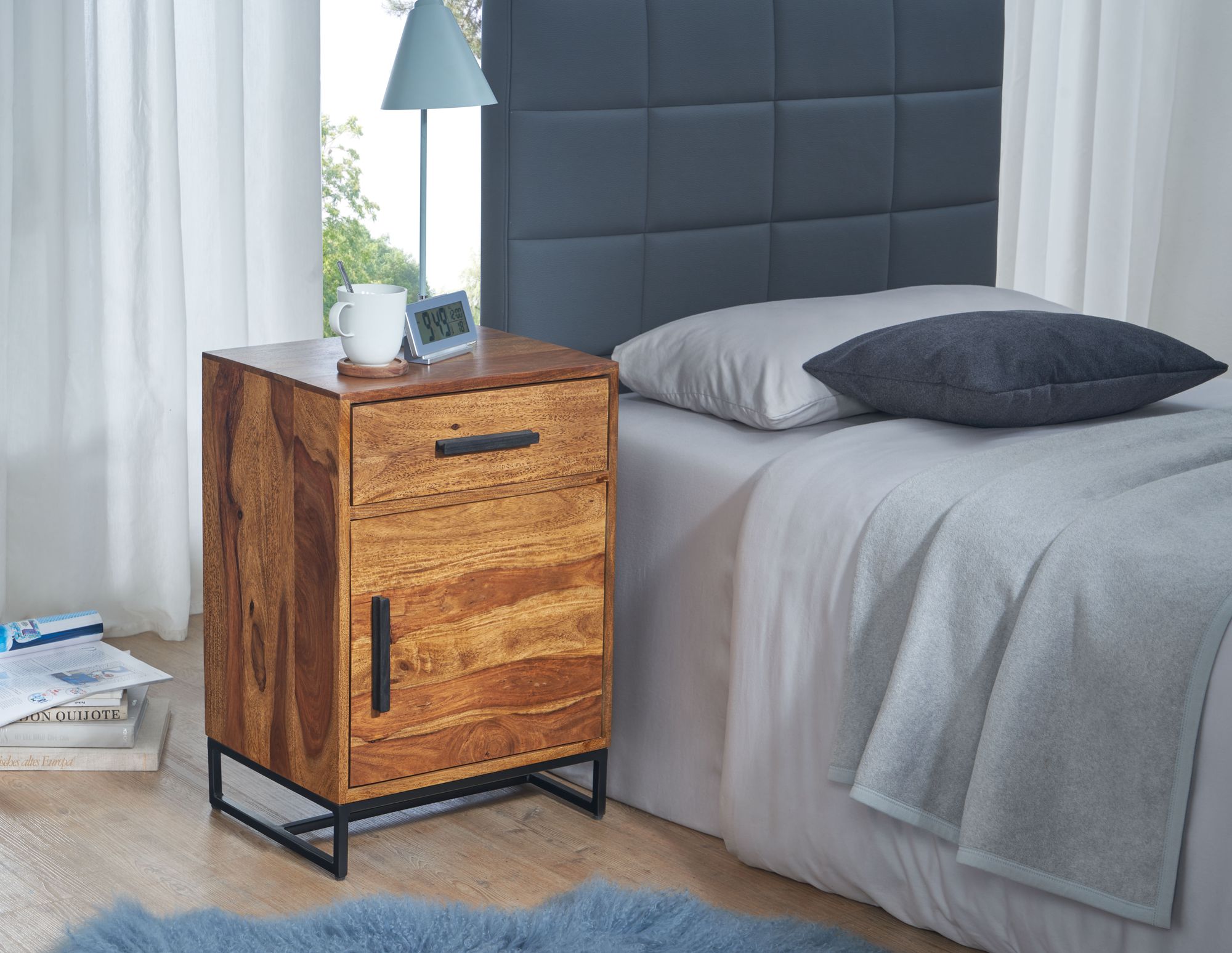 Nachttisch Tingvoll Massivholz Sheesham 45 × 35 × 65 cm