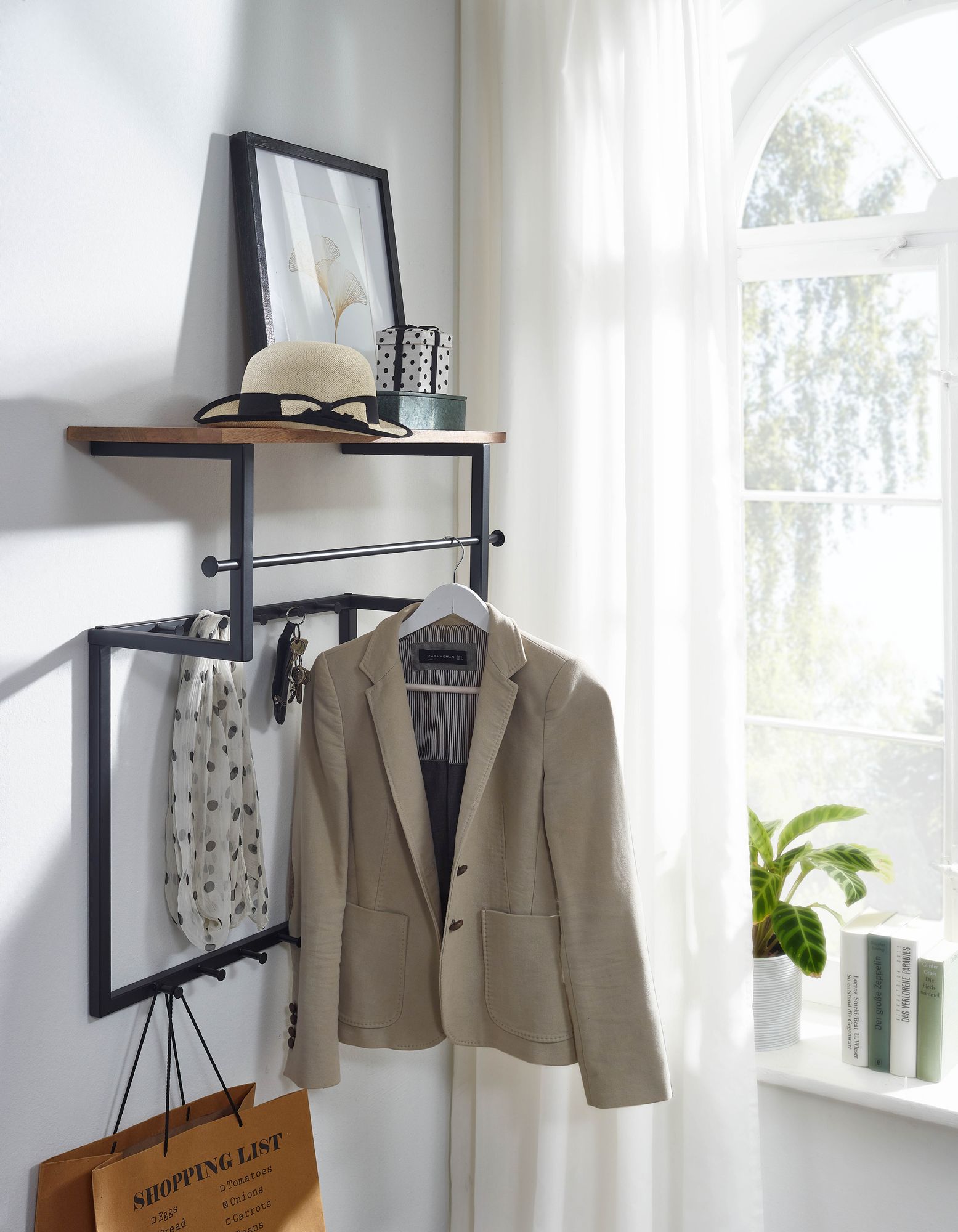Wandgarderobe Tananger Massivholz Schwarz 60 × 26 × 76 cm