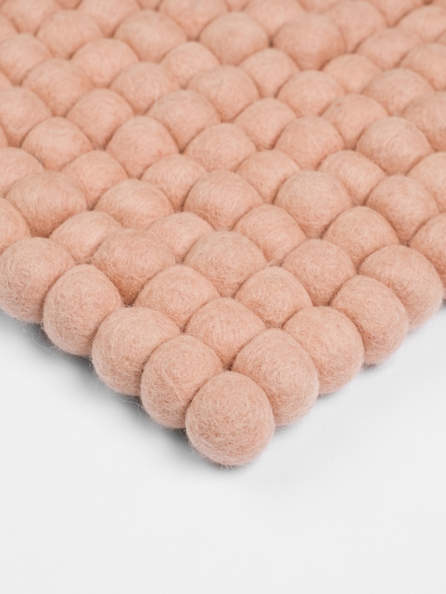myfelt Merle Filzkugelteppich - 50x70 cm