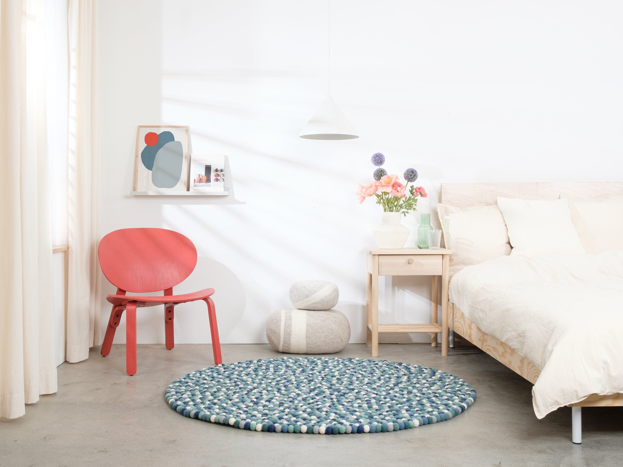 myfelt Mare Filzkugelteppich Blau-Türkis-Weiß rund Ø 50 cm