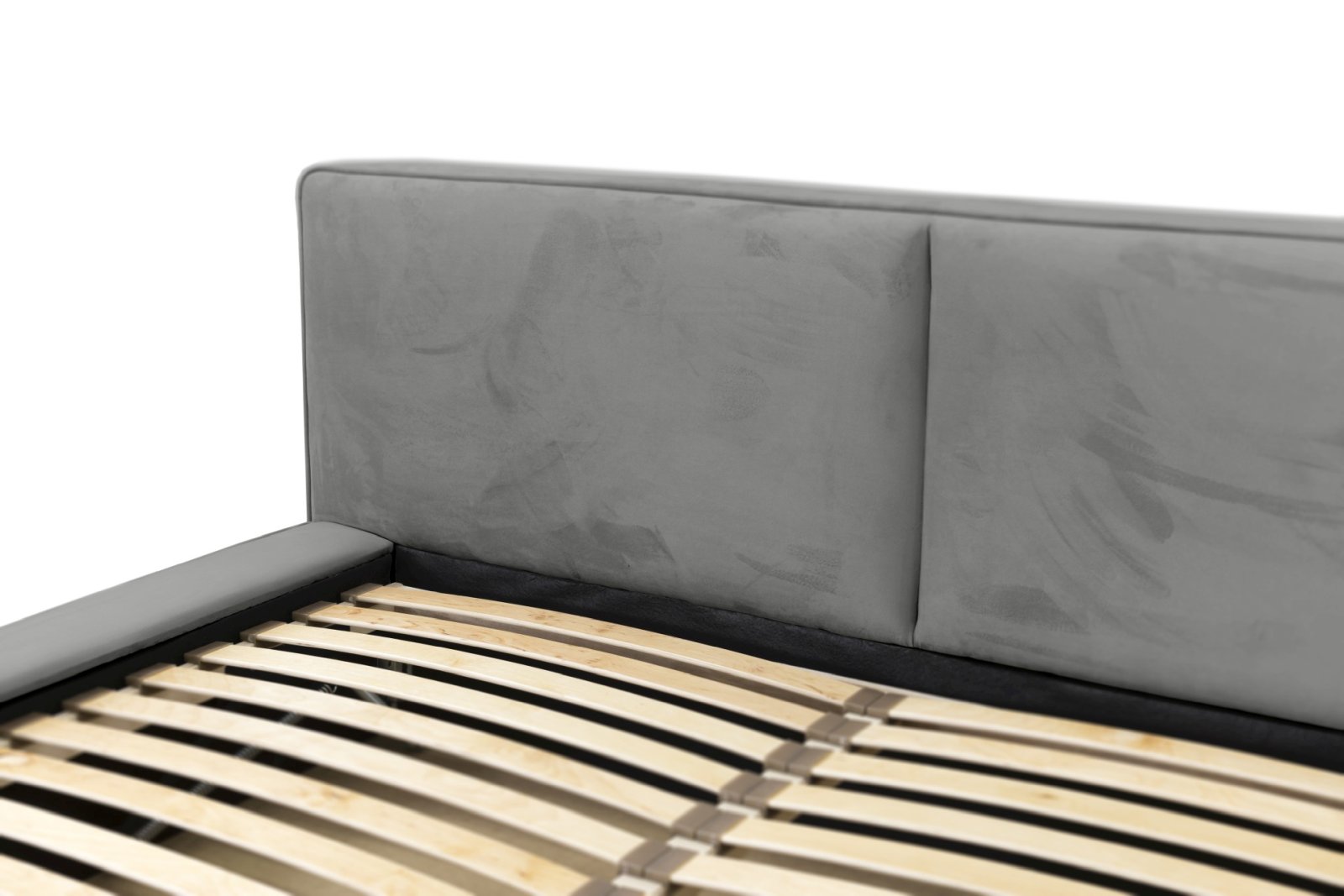 Polsterbett Beyond Samtstoff 140x200 mit Holzrahmen Riviera 91