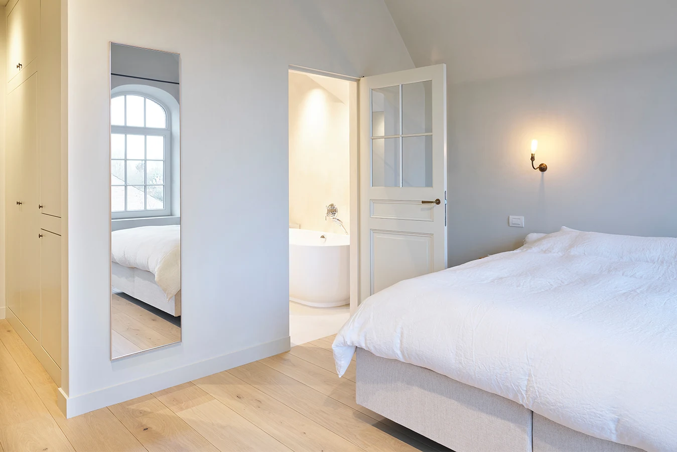 deKnudt Lucka Oak XXL – Raumansicht 3