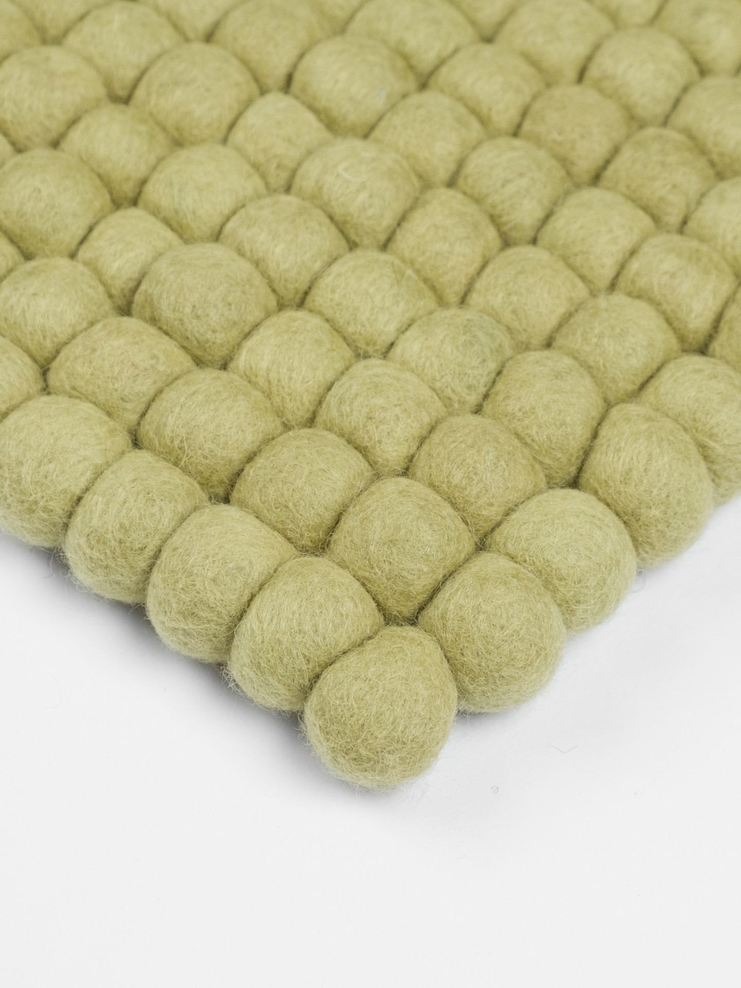 myfelt Pitt Filzkugelteppich - 90x130 cm