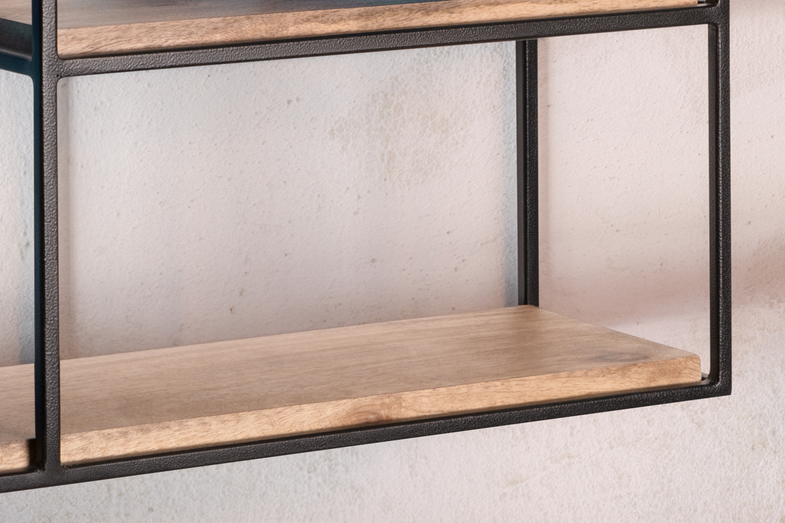 Wandregal Beiarn Mango Massivholz Schwarz 60 × 18 × 40 cm