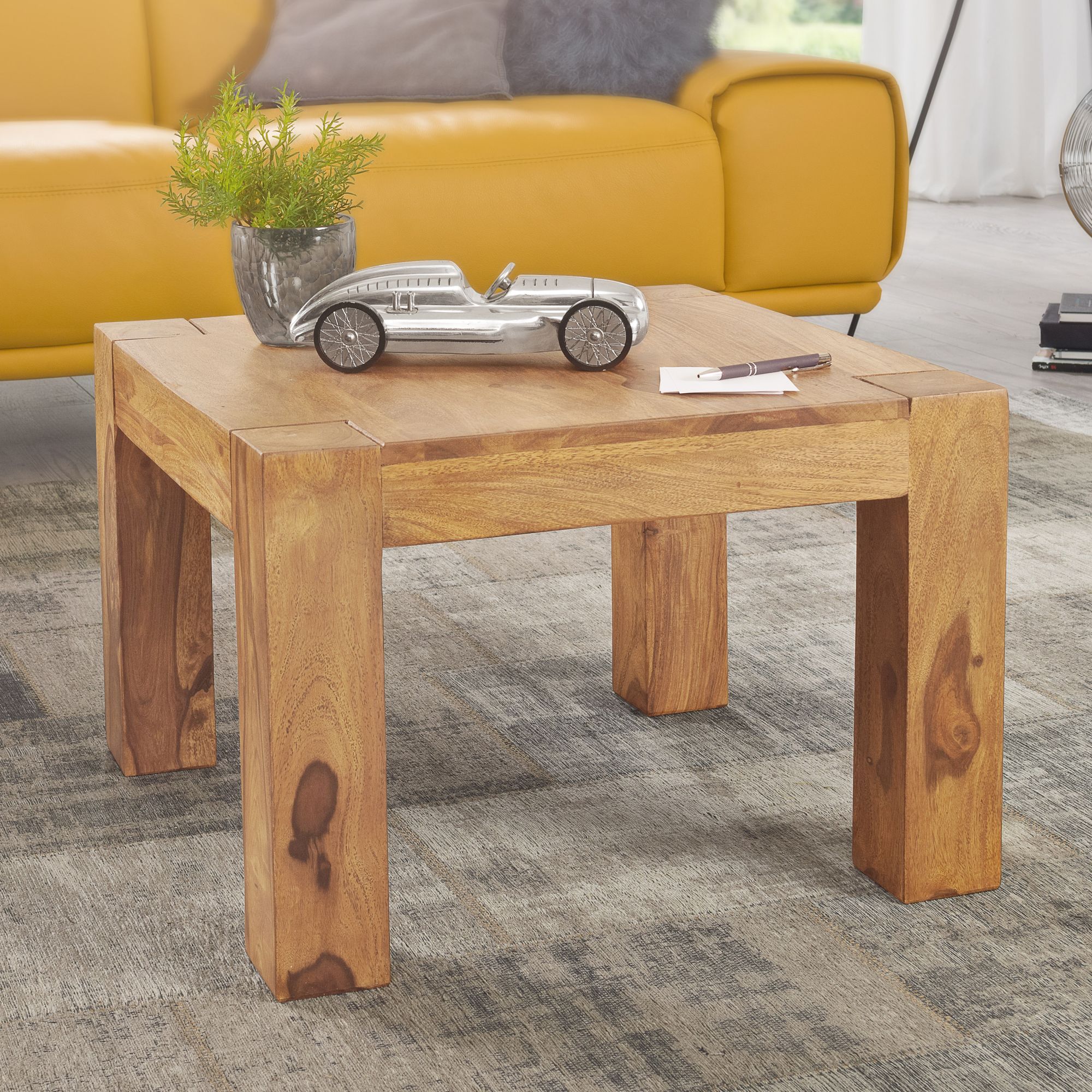 Couchtisch Hvaler Akazie Massivholz 60 × 60 × 40 cm