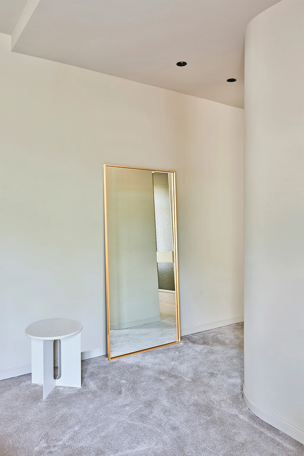 deKnudt Soho Gold XL – Raumansicht 3