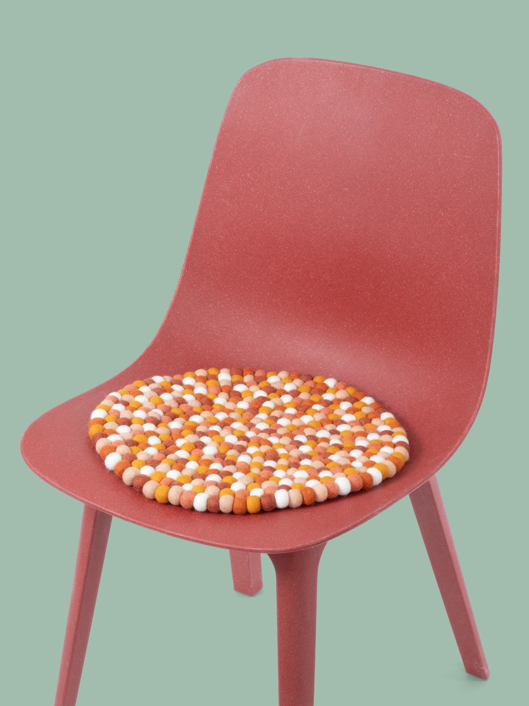 myfelt Juna Filzkugel-Sitzauflage Rot-Orange-Weiß Ø 36 cm