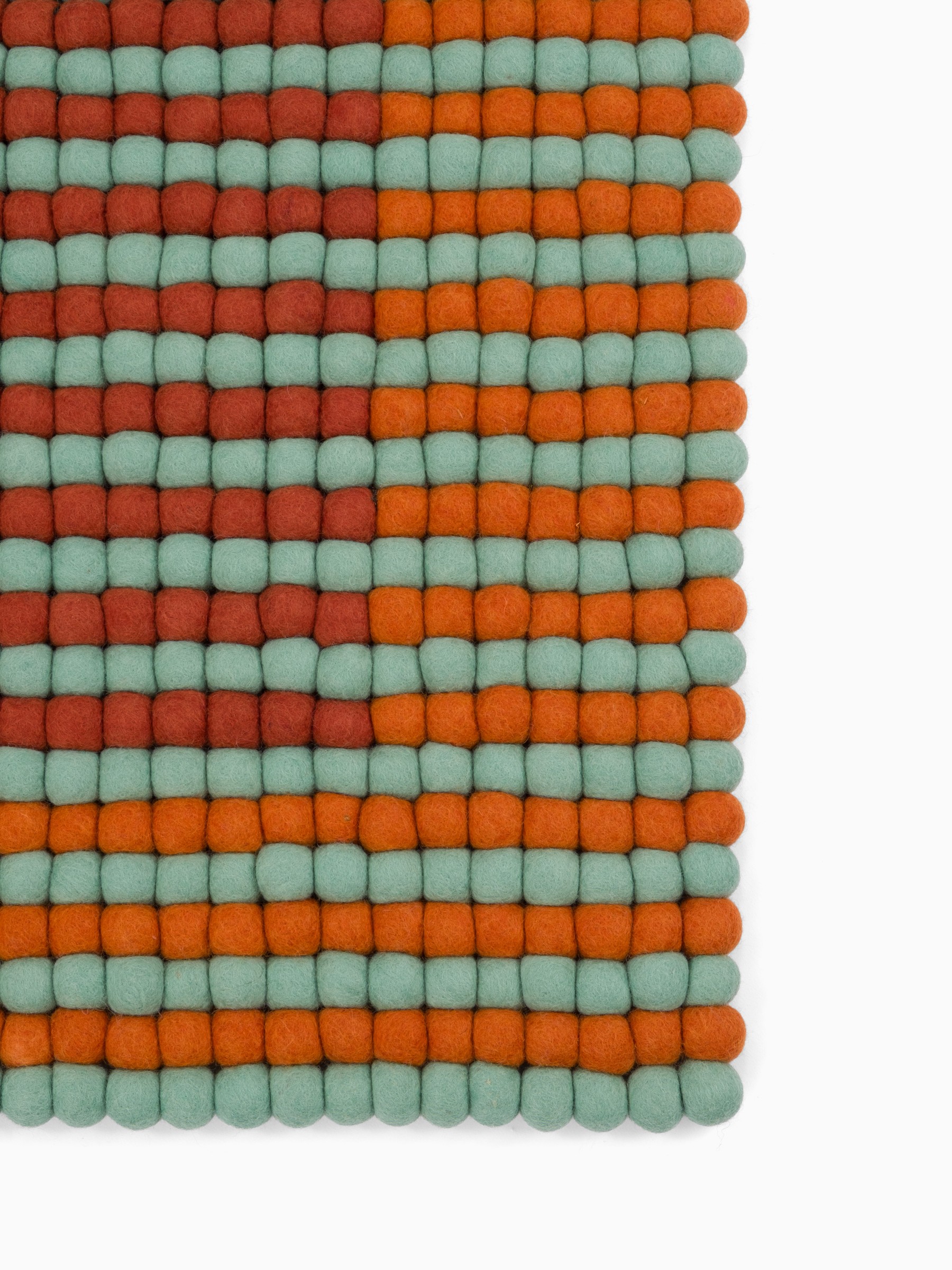 myfelt Sahara Filzkugelteppich Orange rechteckig 70 x 100 cm
