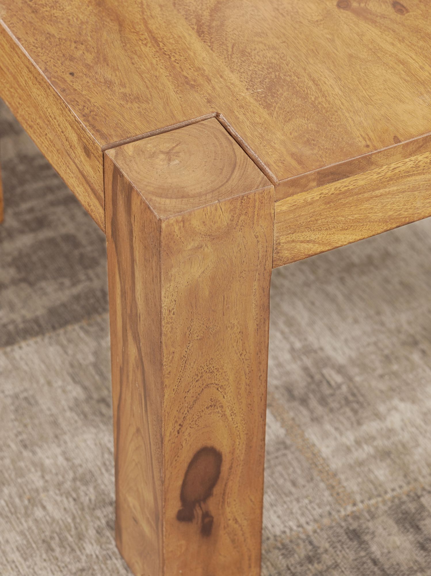 Couchtisch Hvaler Akazie Massivholz 60 × 60 × 40 cm