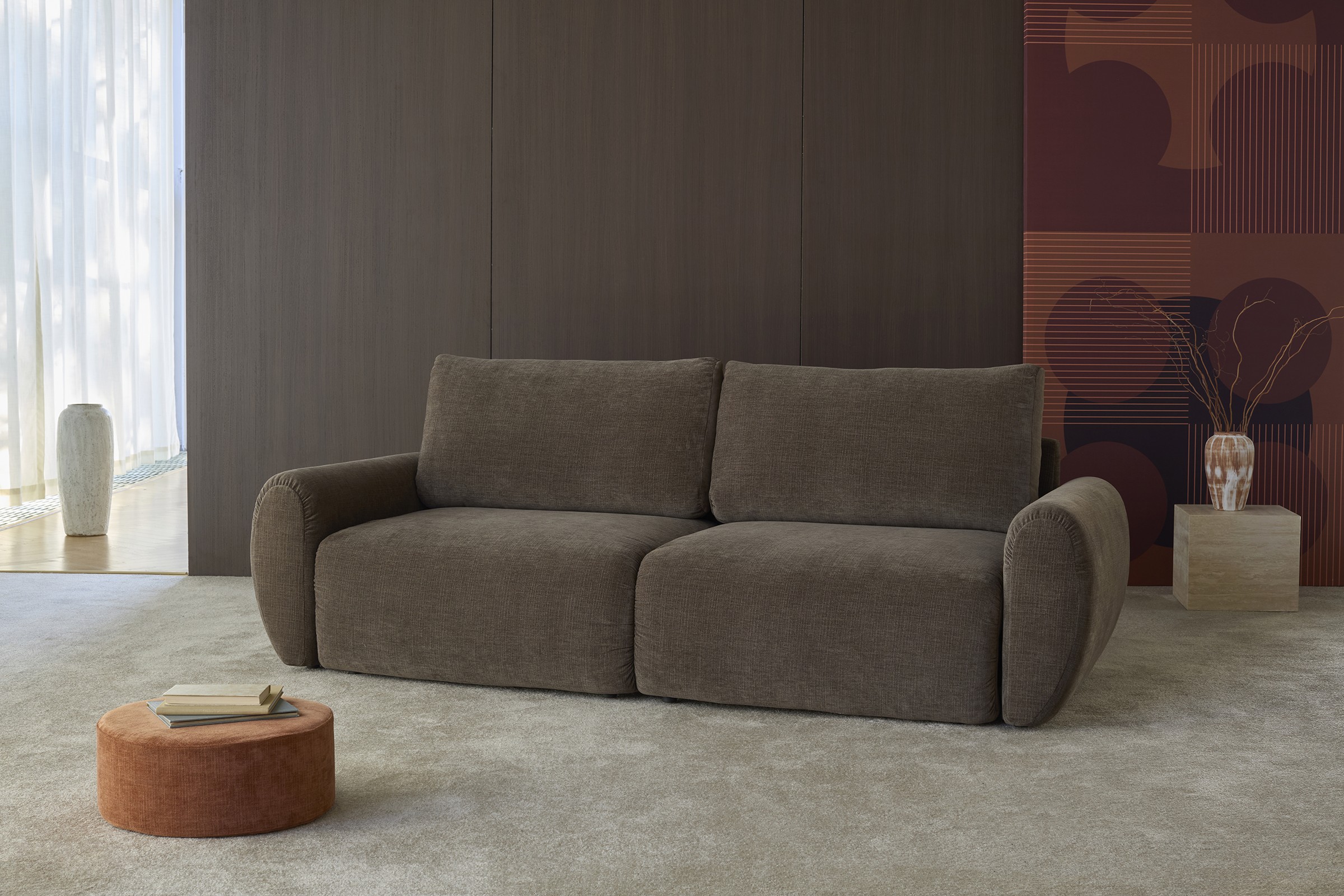 Schlafsofa Norum mit Curve-Armlehnen