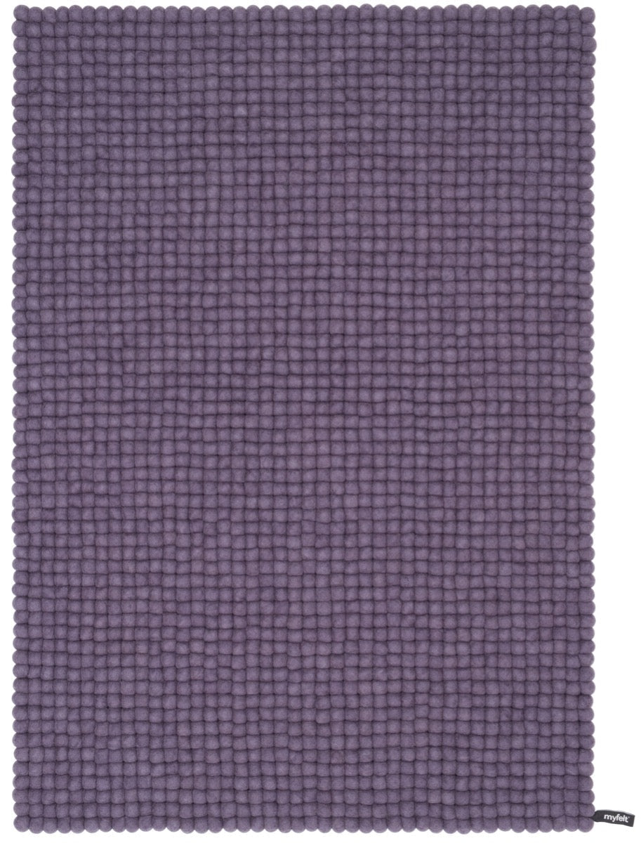 myfelt Frida Filzkugelteppich Violett rechteckig 70 x 100 cm