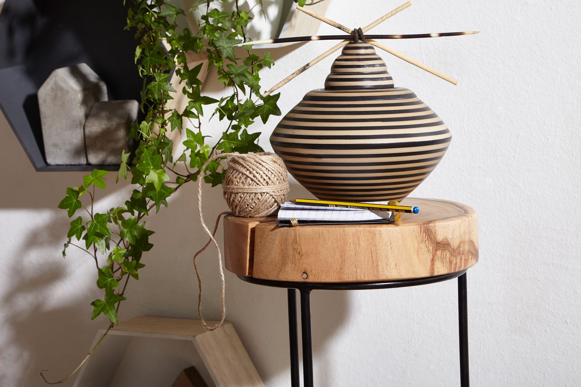Beistelltisch Alden Akazie Massivholz Ø 28 cm