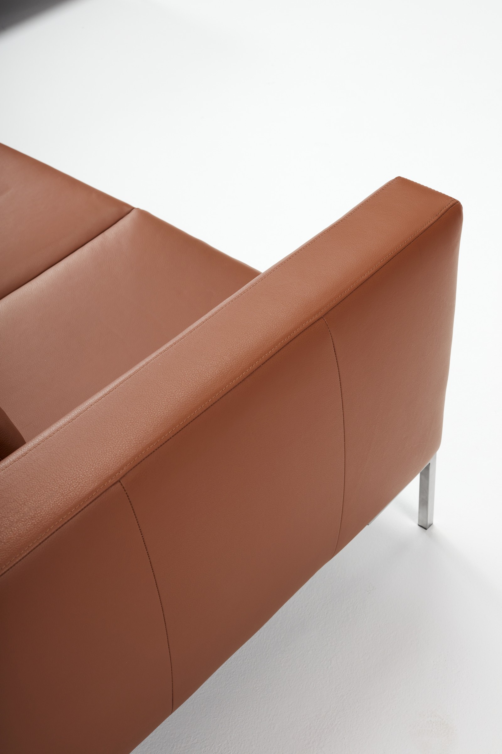 Ecksofa Marvin Relax-Ecke rechts mit 3-Sitzer Leder Iowa 711-Iowa-Cognac