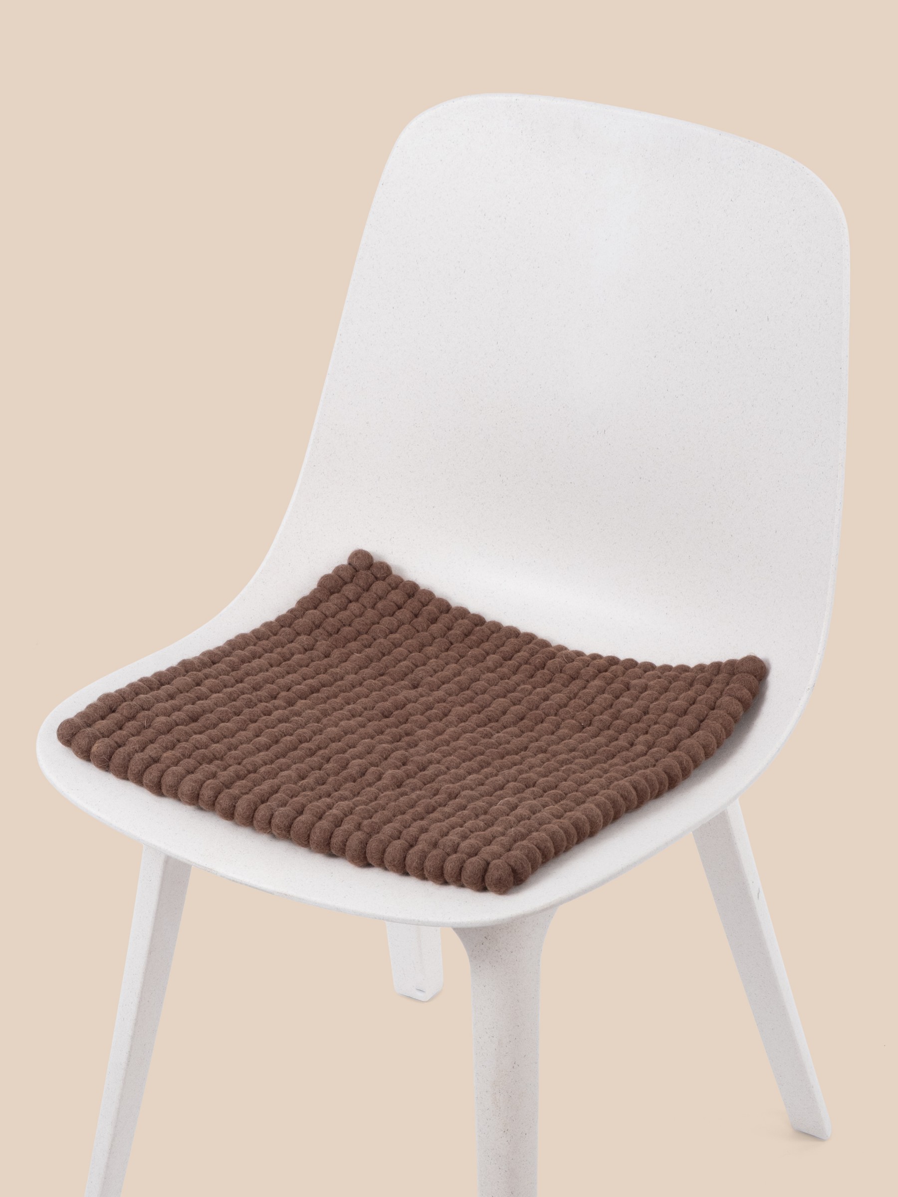 myfelt Egon Filzkugel-Sitzauflage Braun 36 x 36 cm