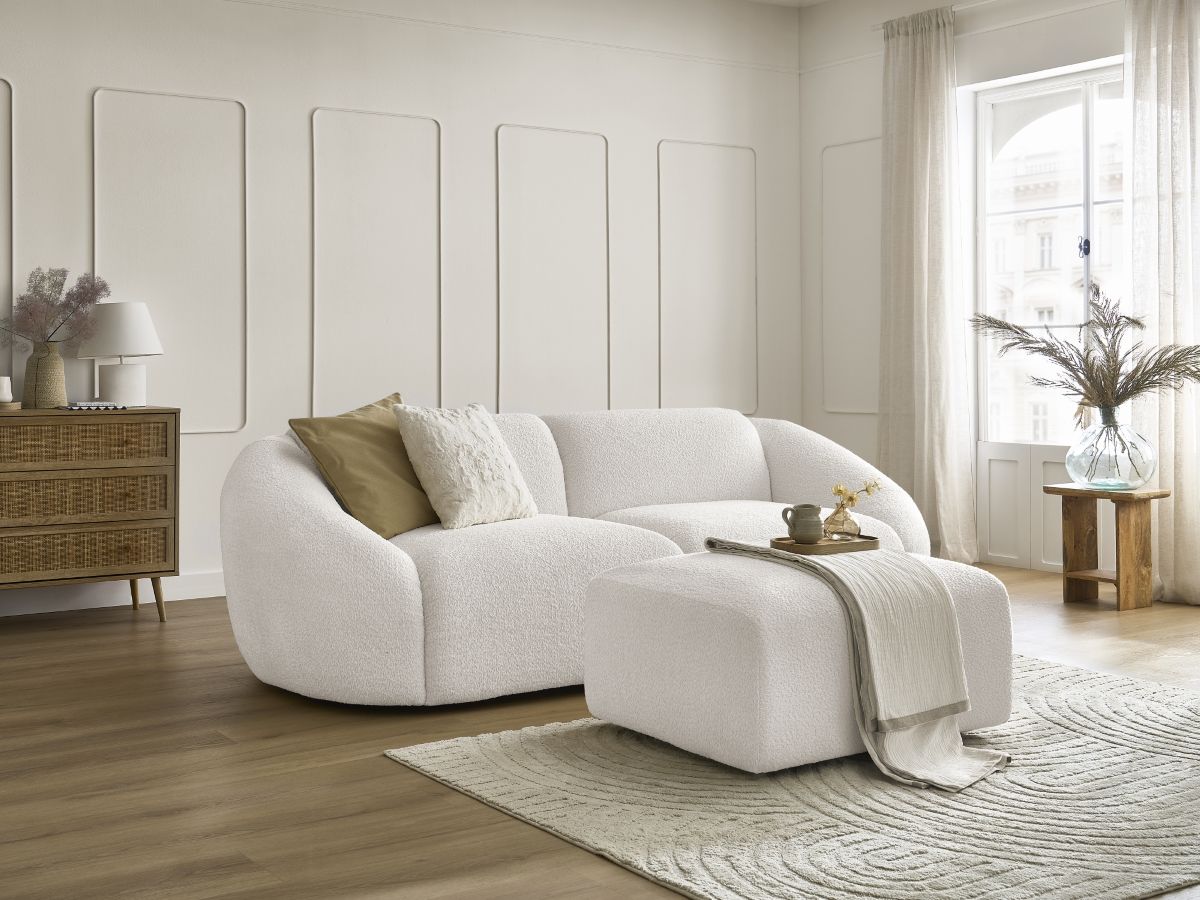 Bobochic Tina Sofa 4-Sitzer mit Pouf Bouclé-Stoff Weiß