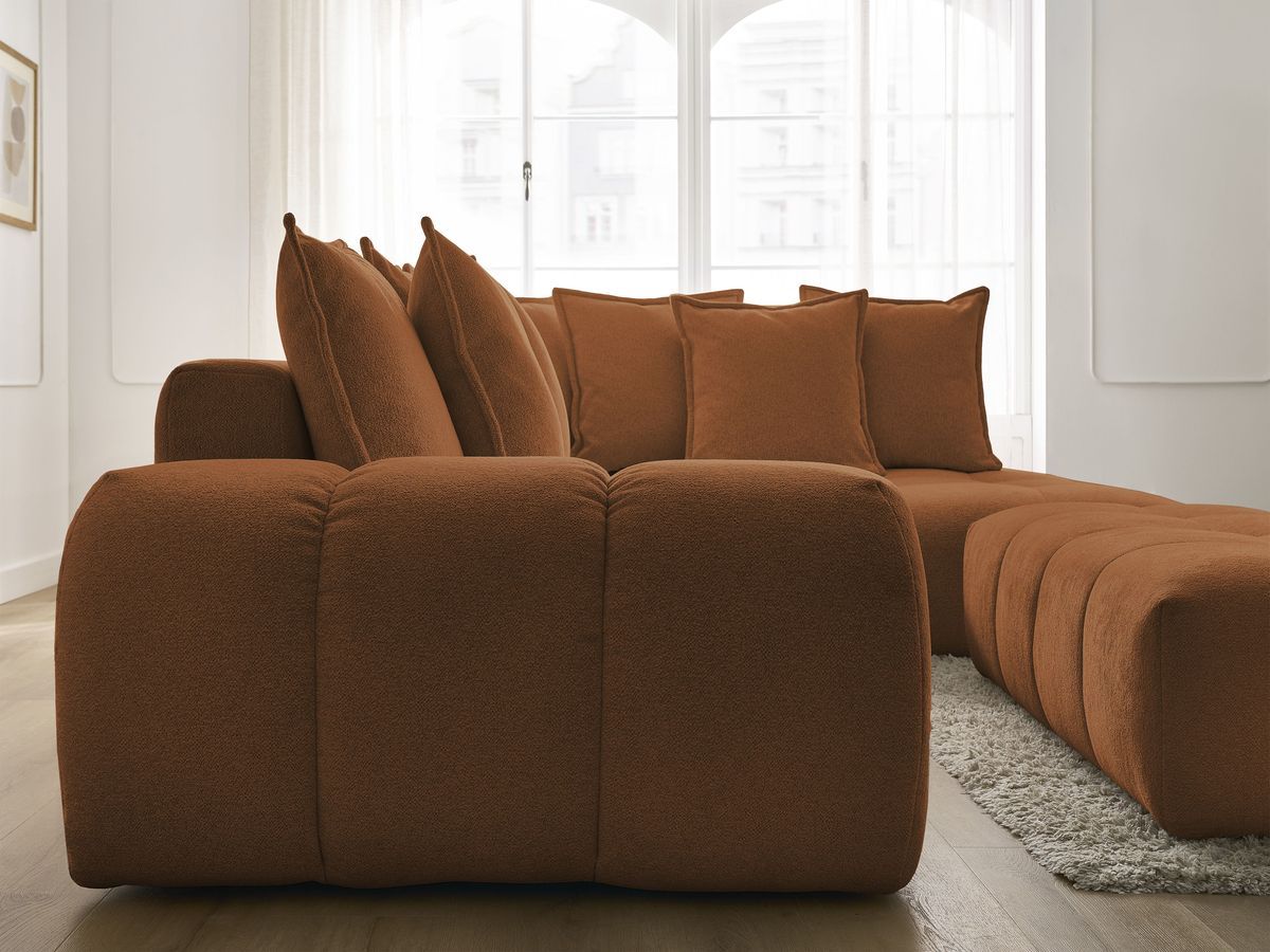 Bobochic Everest Ecksofa mit Schlaffunktion und Bettkasten und Pouf 320 × 212 cm, 10 Kissen Melange-Stoff Orange Ecke rechts