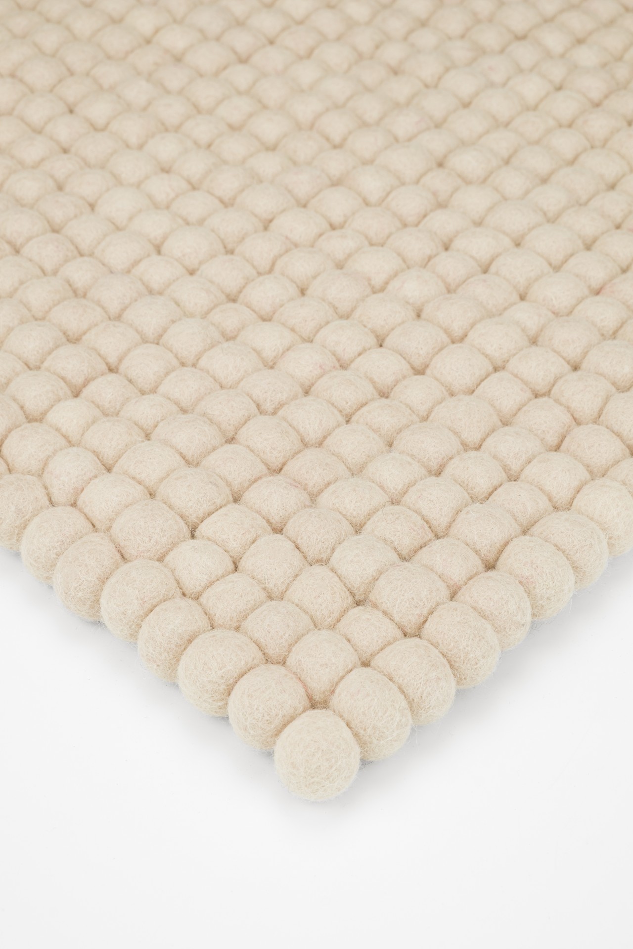 myfelt Levi - Filzkugel Sitzauflage quadratisch