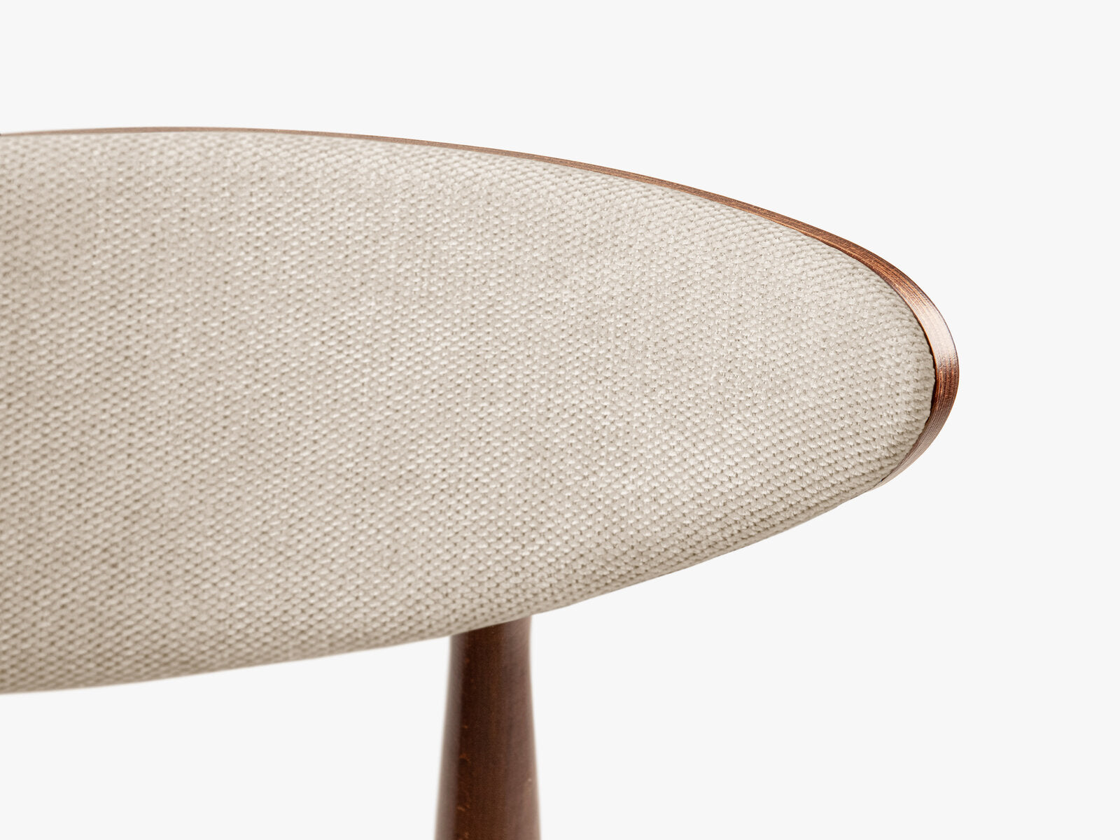 Micadoni Stuhl Rina Chenille Rebel Beige Nussbaum