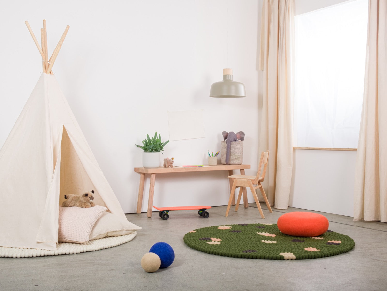 myfelt Terra Moss Filzkugelteppich Grün rund Ø 50 cm
