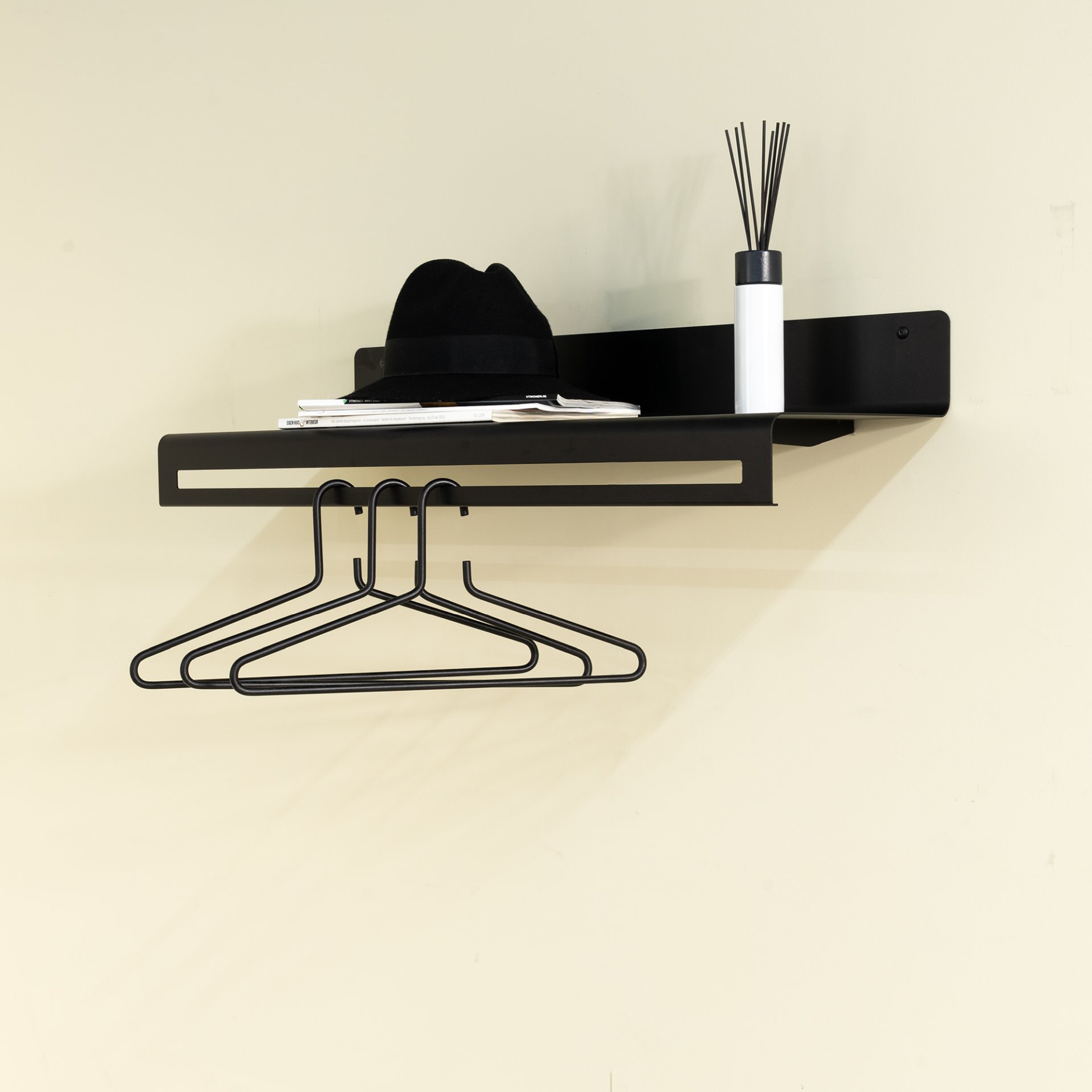 Spinder Design Wandgarderobe Sway 80 Schwarz