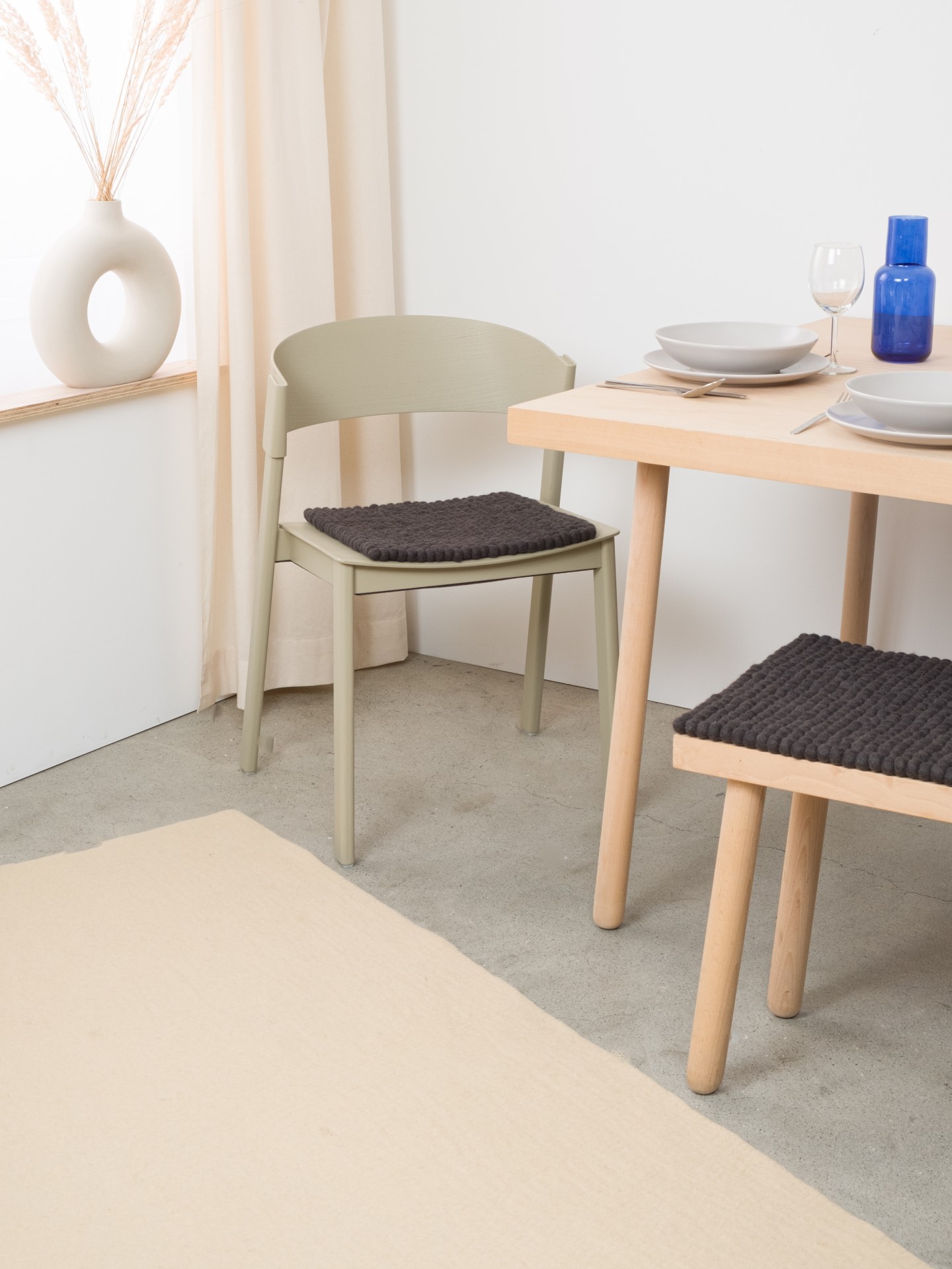 myfelt Kuno - Filzkugel Sitzauflage quadratisch