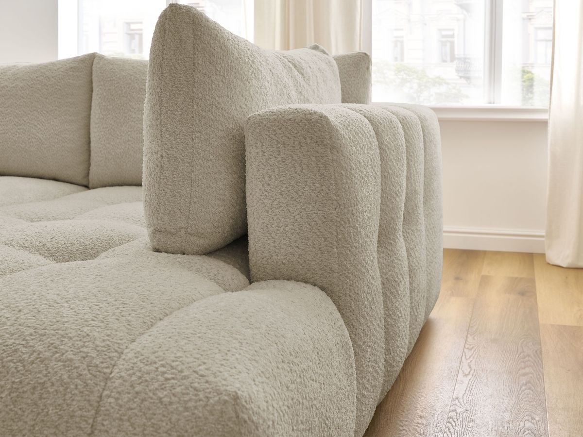 Bobochic Fuji Ecksofa mit Schlaffunktion und Bettkasten und Pouf 282 × 204 cm Bouclé-Stoff Beige Ecke rechts