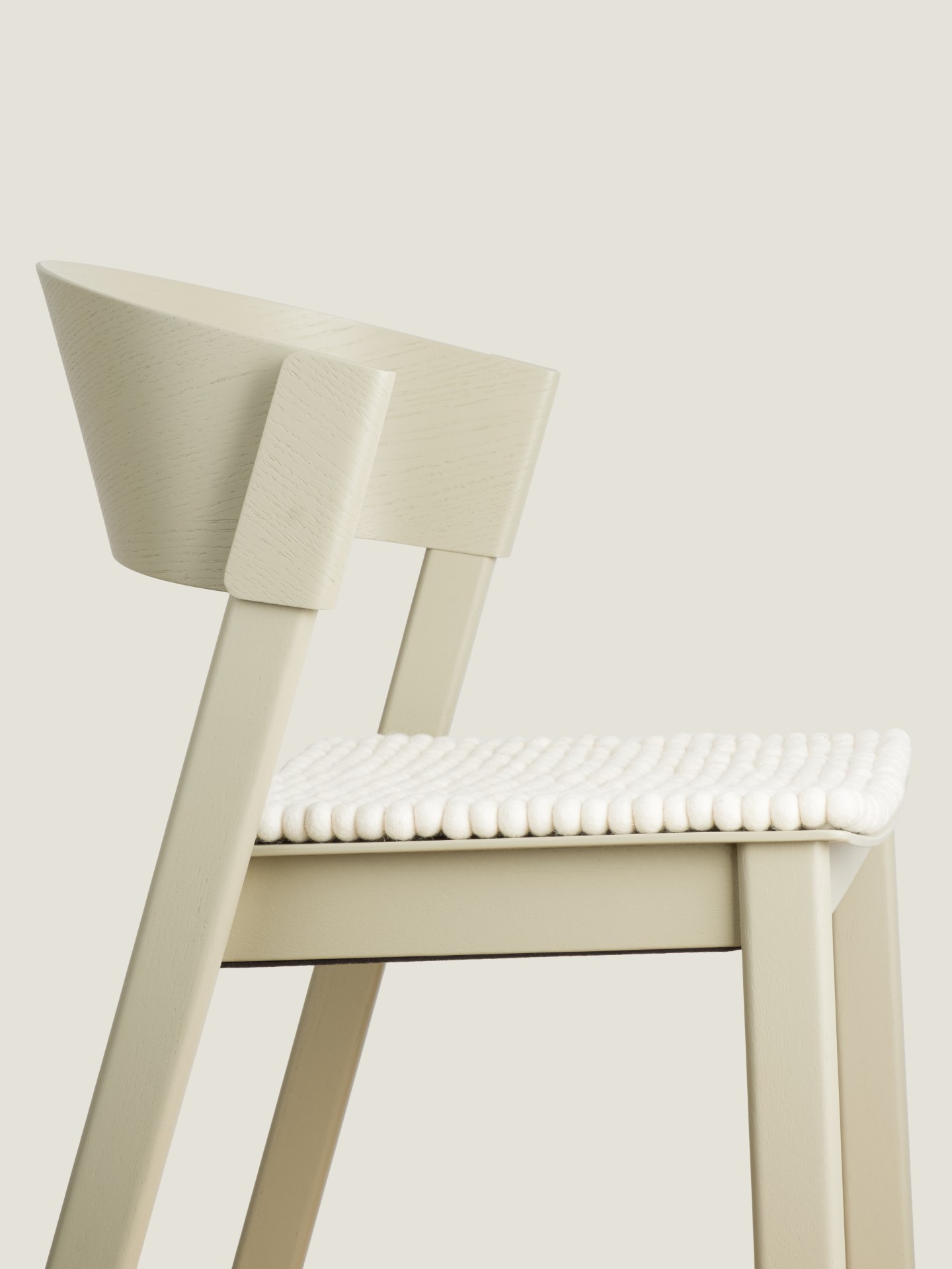 myfelt Linea - Filzkugel Sitzauflage quadratisch