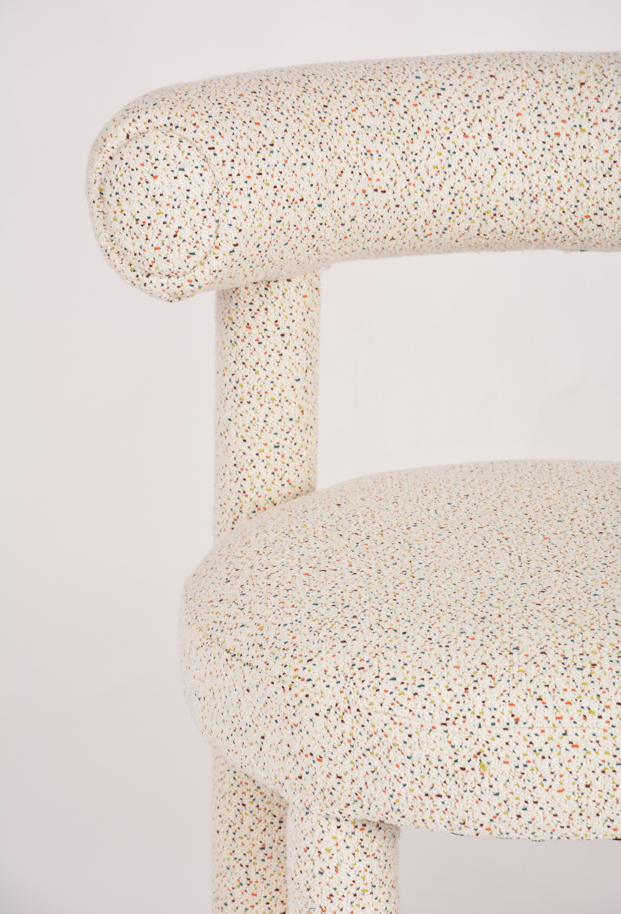 Livin Hill Polsterstuhl Leith 62 × 58 × 80 cm Helles Creme, farbige Fäden