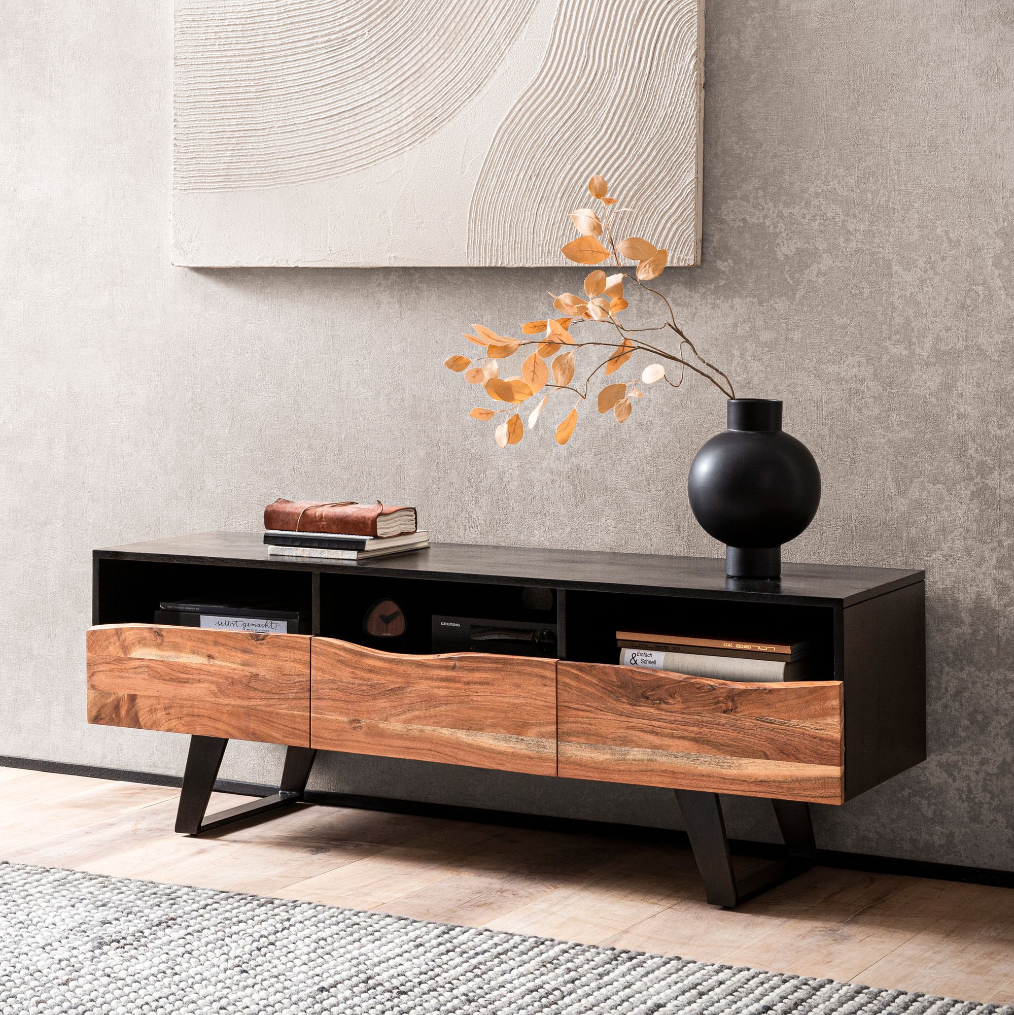 TV-Board Haslum Akazie Massivholz Schwarz 140 × 40 × 50 cm