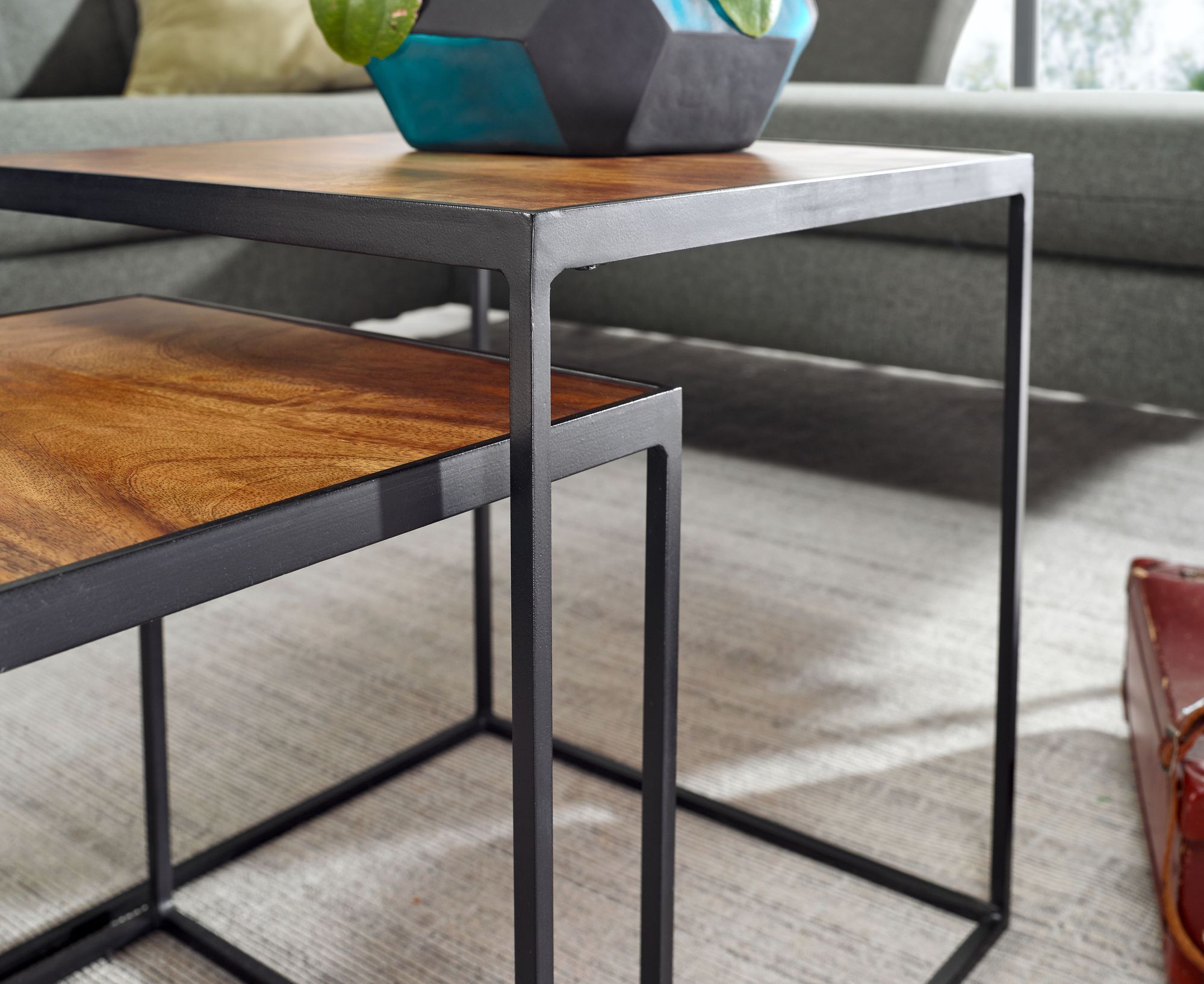Satztisch 2er-Set Svinafell Mango Massivholz 40 × 40 × 44 cm