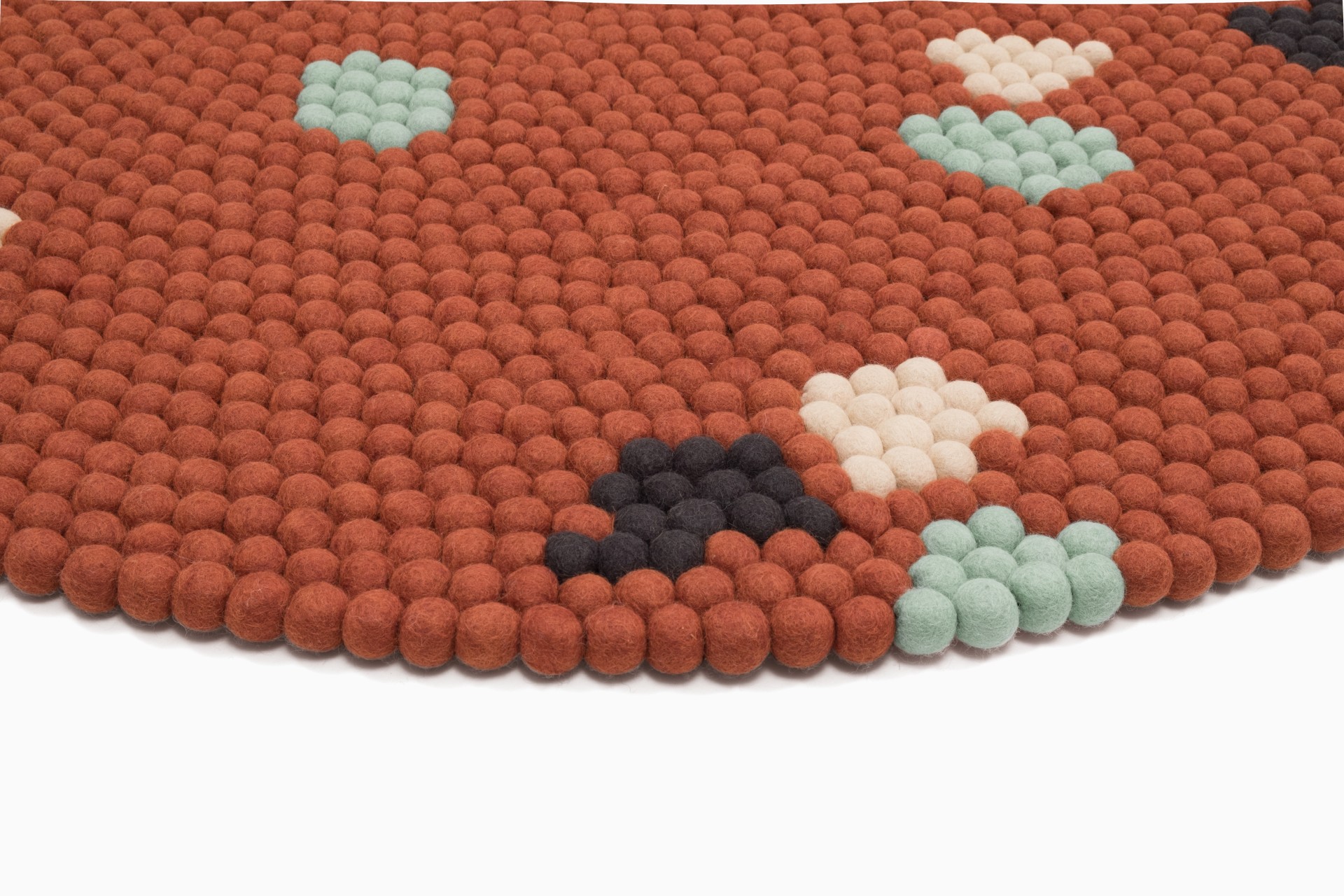 myfelt Terra Rust Filzkugelteppich Rot rund Ø 50 cm