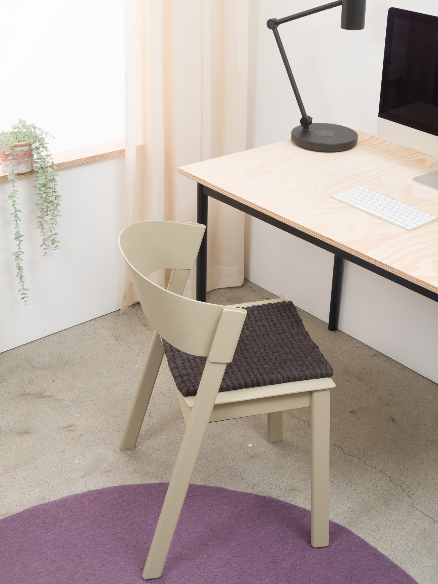 myfelt Kuno - Filzkugel Sitzauflage quadratisch