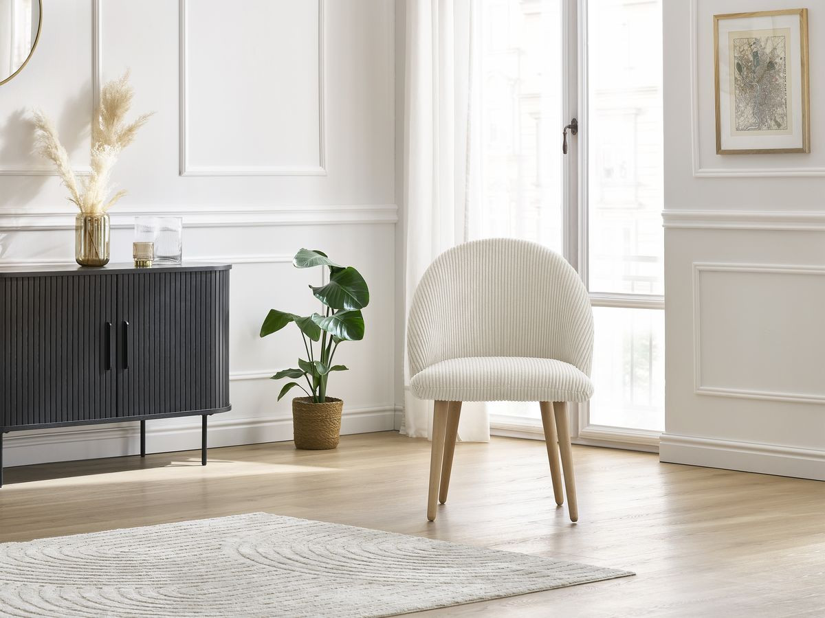 Bobochic Lalie Esszimmerstuhl mit skandinavischen Holzbeinen Cordsamt Beige