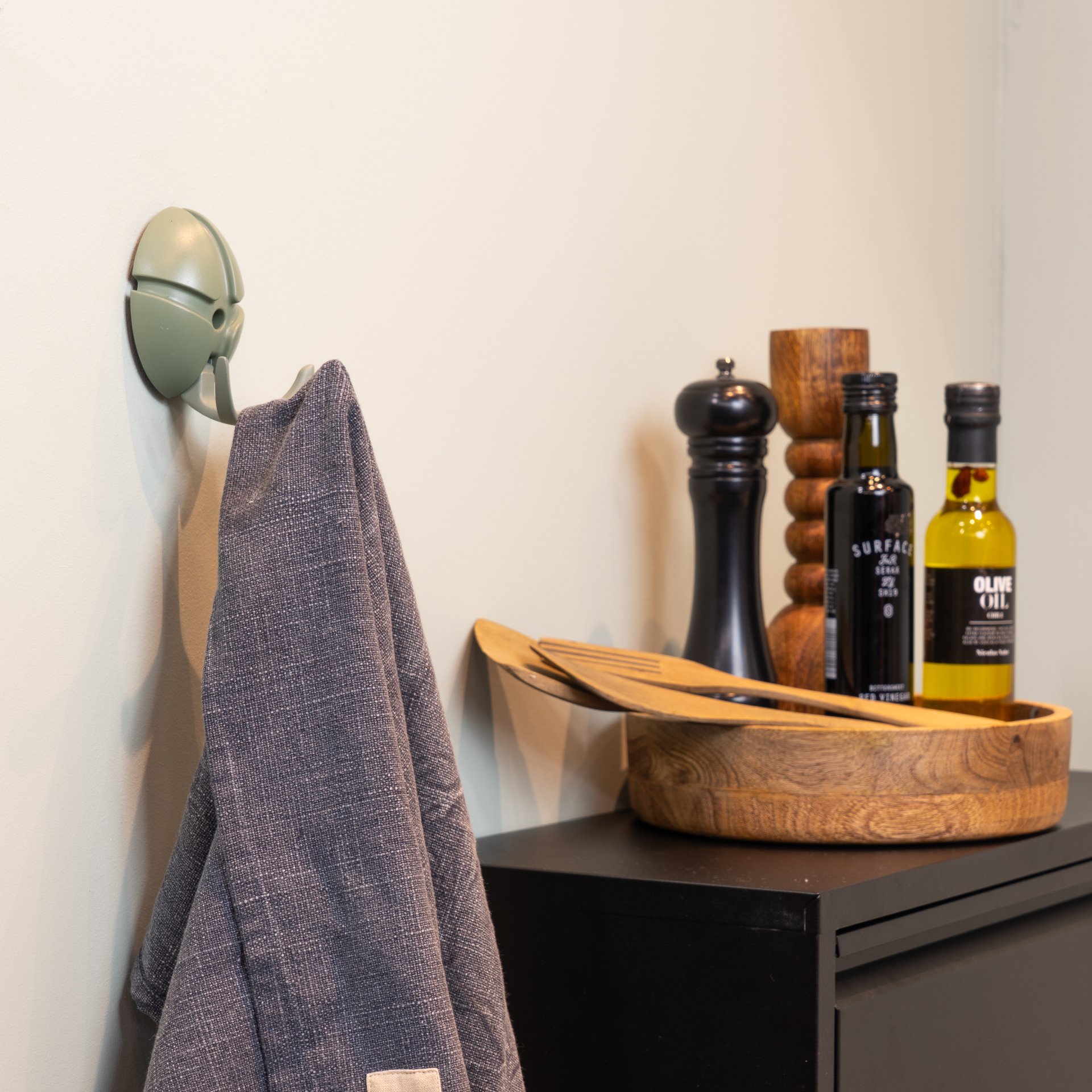 Spinder Design Wandgarderobe Tick Dusty Green