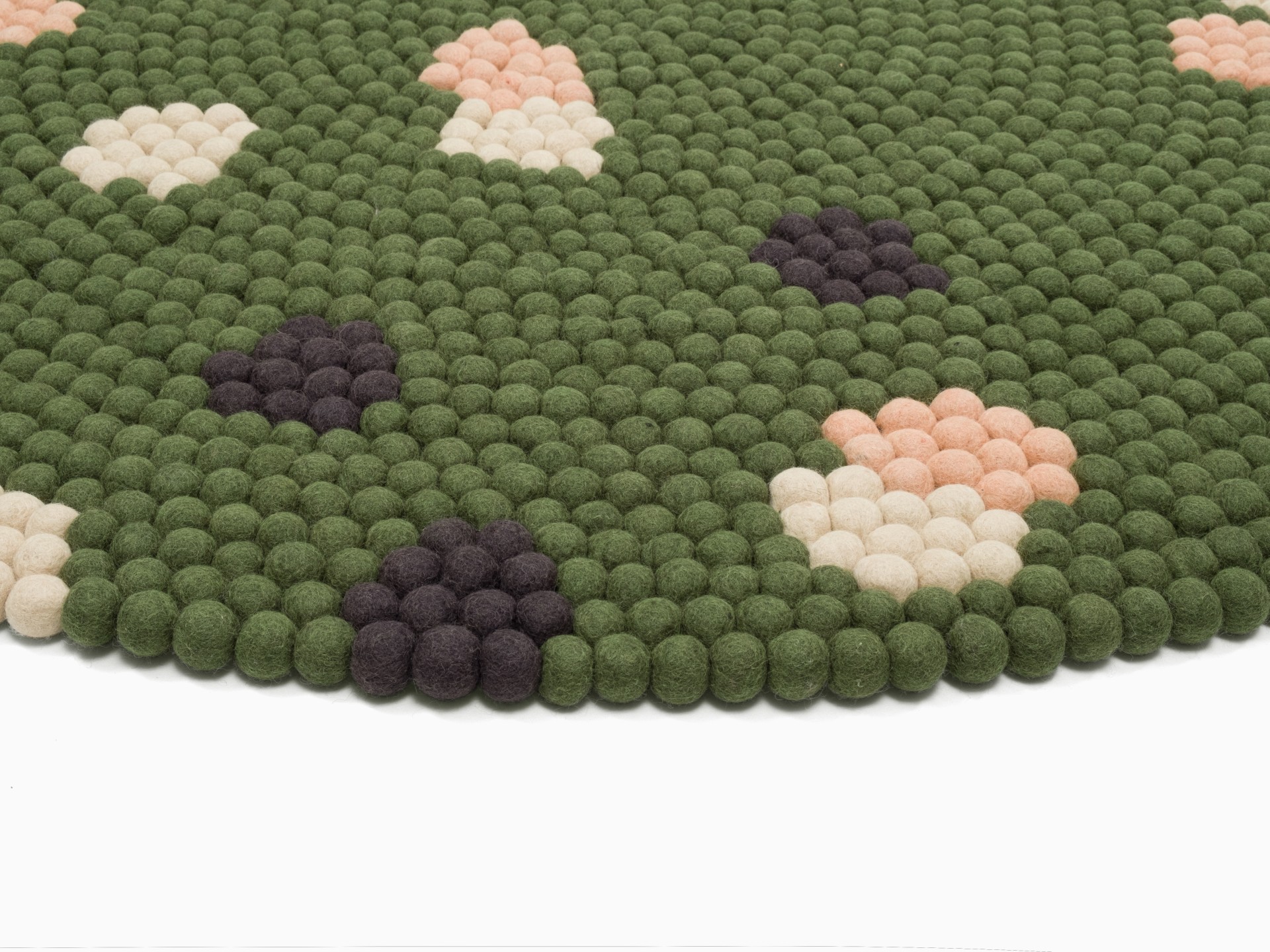 myfelt Terra Moss Filzkugelteppich Grün rund Ø 50 cm