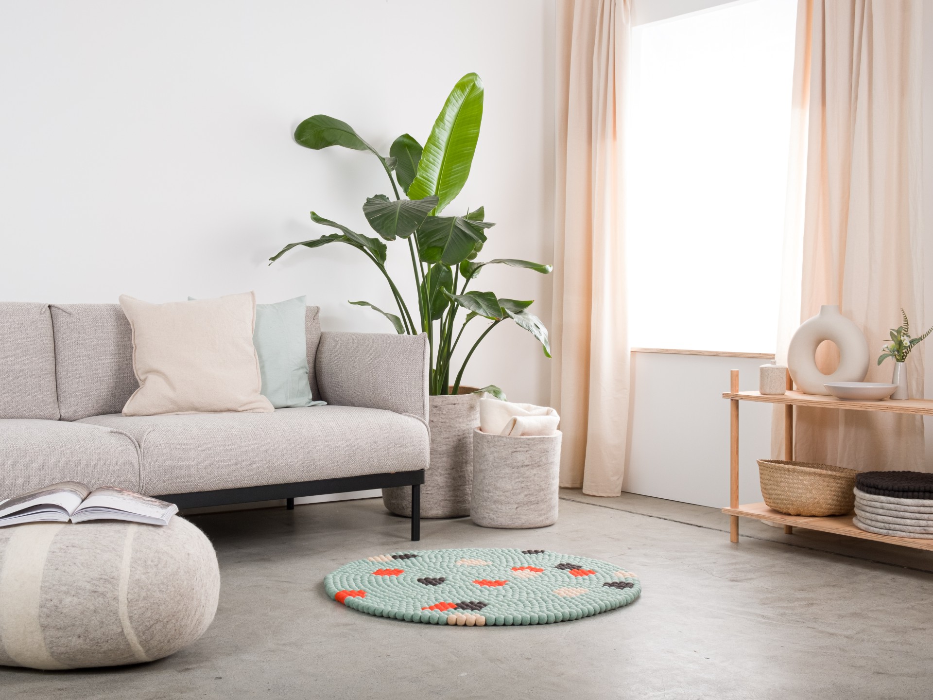 myfelt Terra Ocean Filzkugelteppich Türkis rund Ø 50 cm