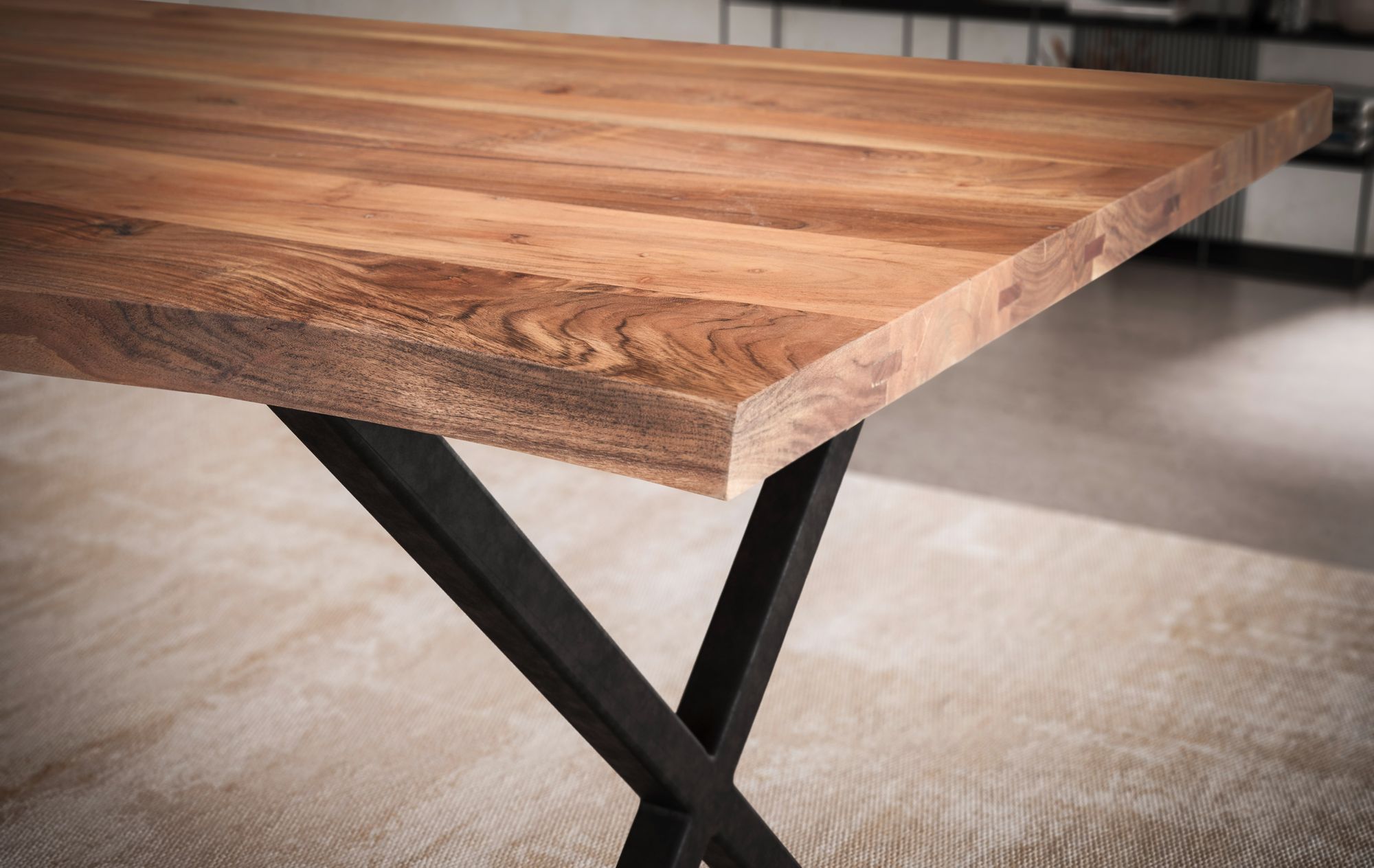 Baumkantentisch Kvalsund Akazie Massivholz 120 cm